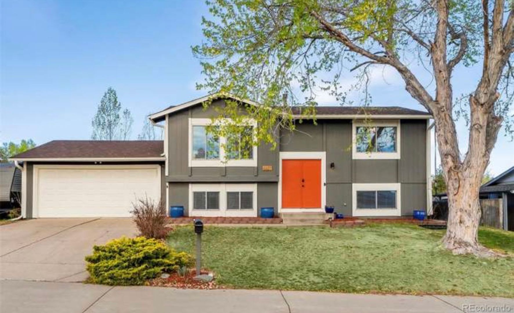 Beautiful 4 Bedroom Arvada Gem – photo 1