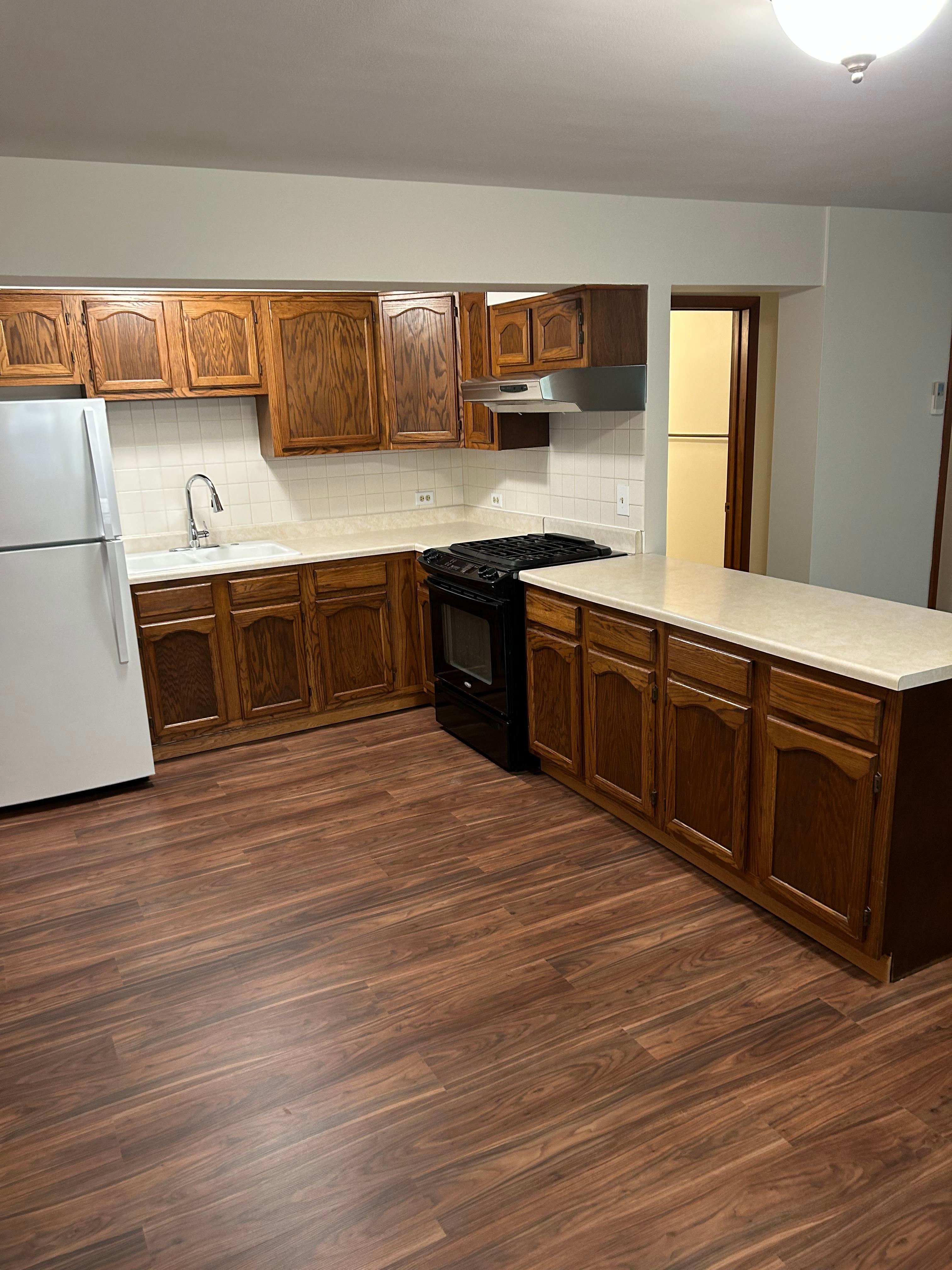 1344 North Northwest Highway – photo 1 of 12
