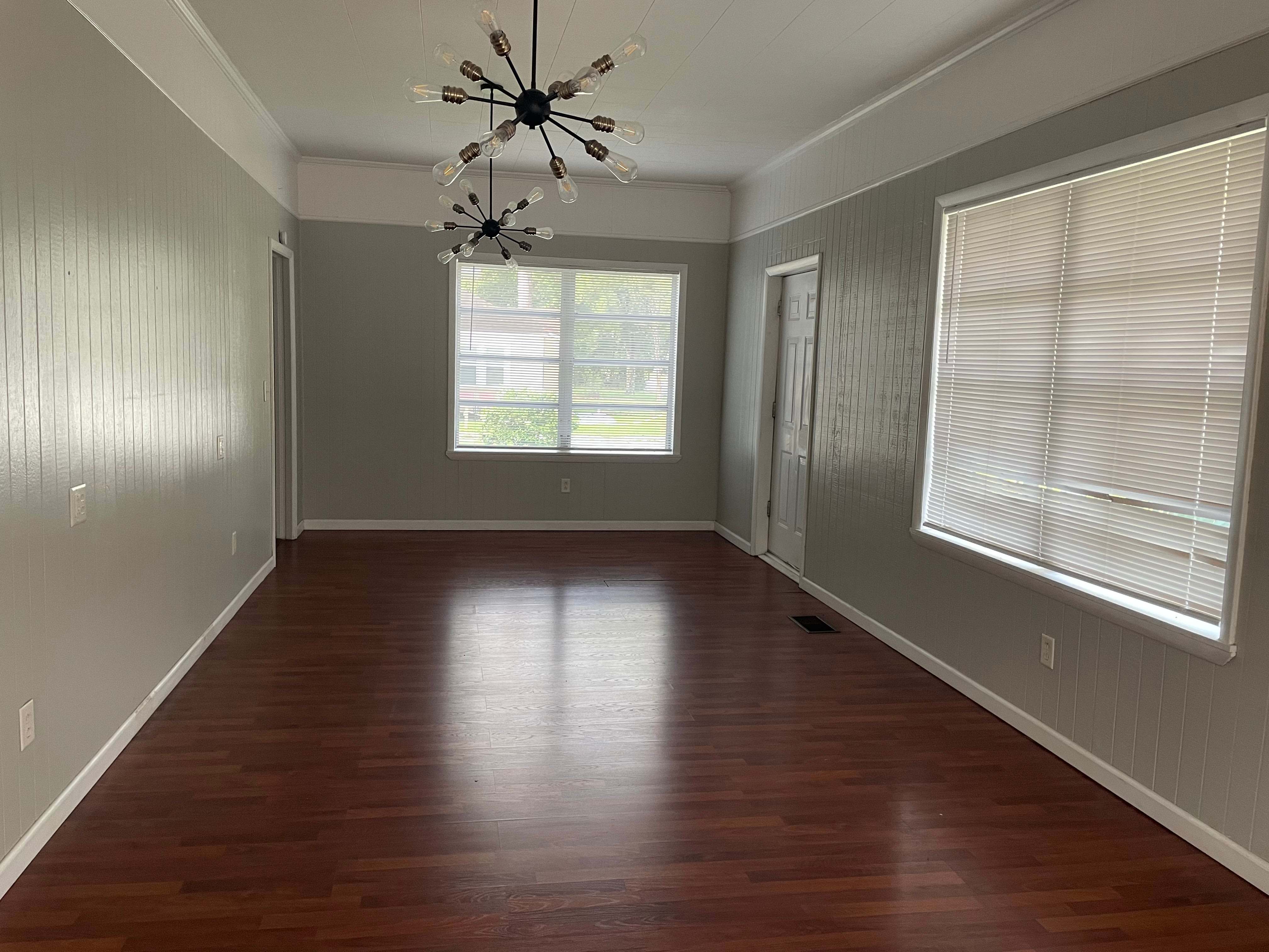 213 N Church St – photo 1 of 9