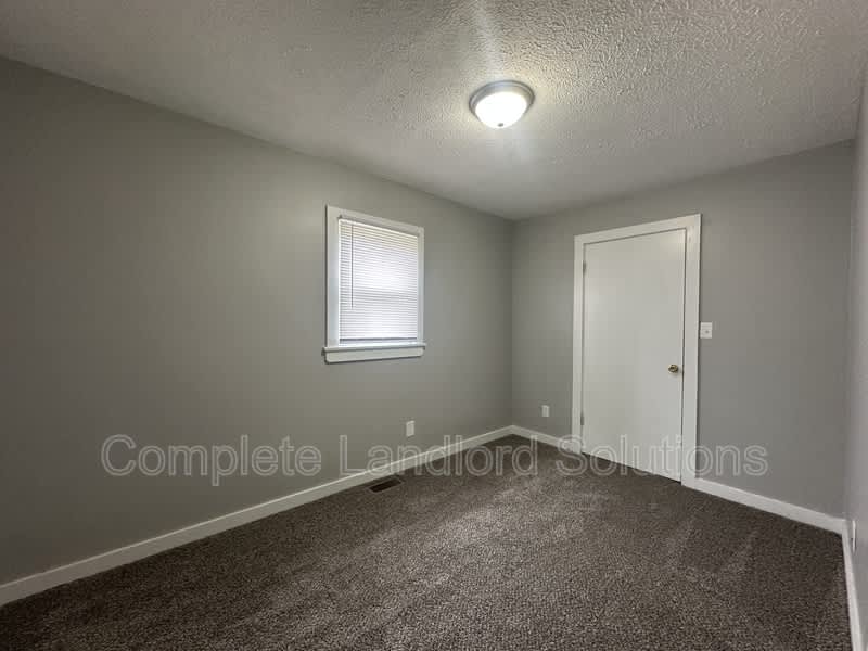 1358 Chestnut Street – photo 1 of 4