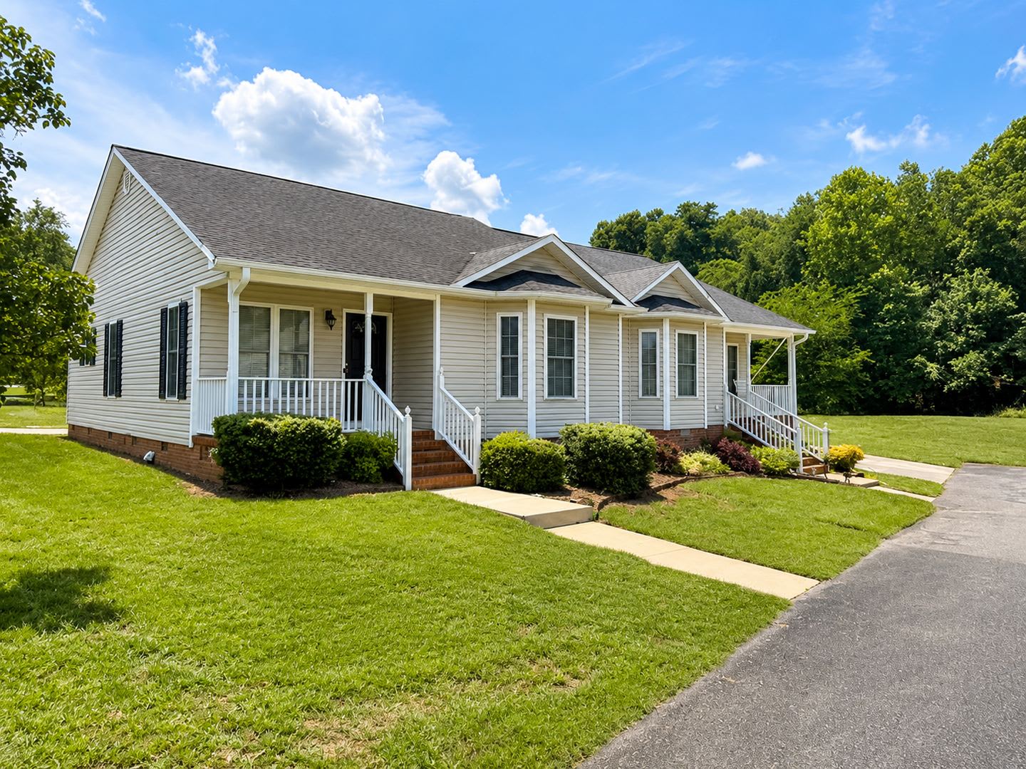 One-Level End Unit Townhome Near Downtown Gibsonville – photo 1 of 24