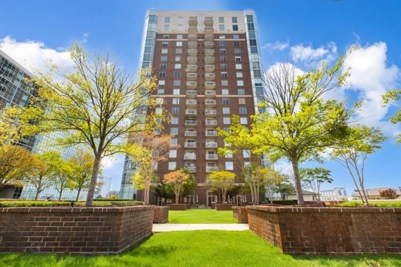 285 Centennial Olympic Park Drive NW – photo 1