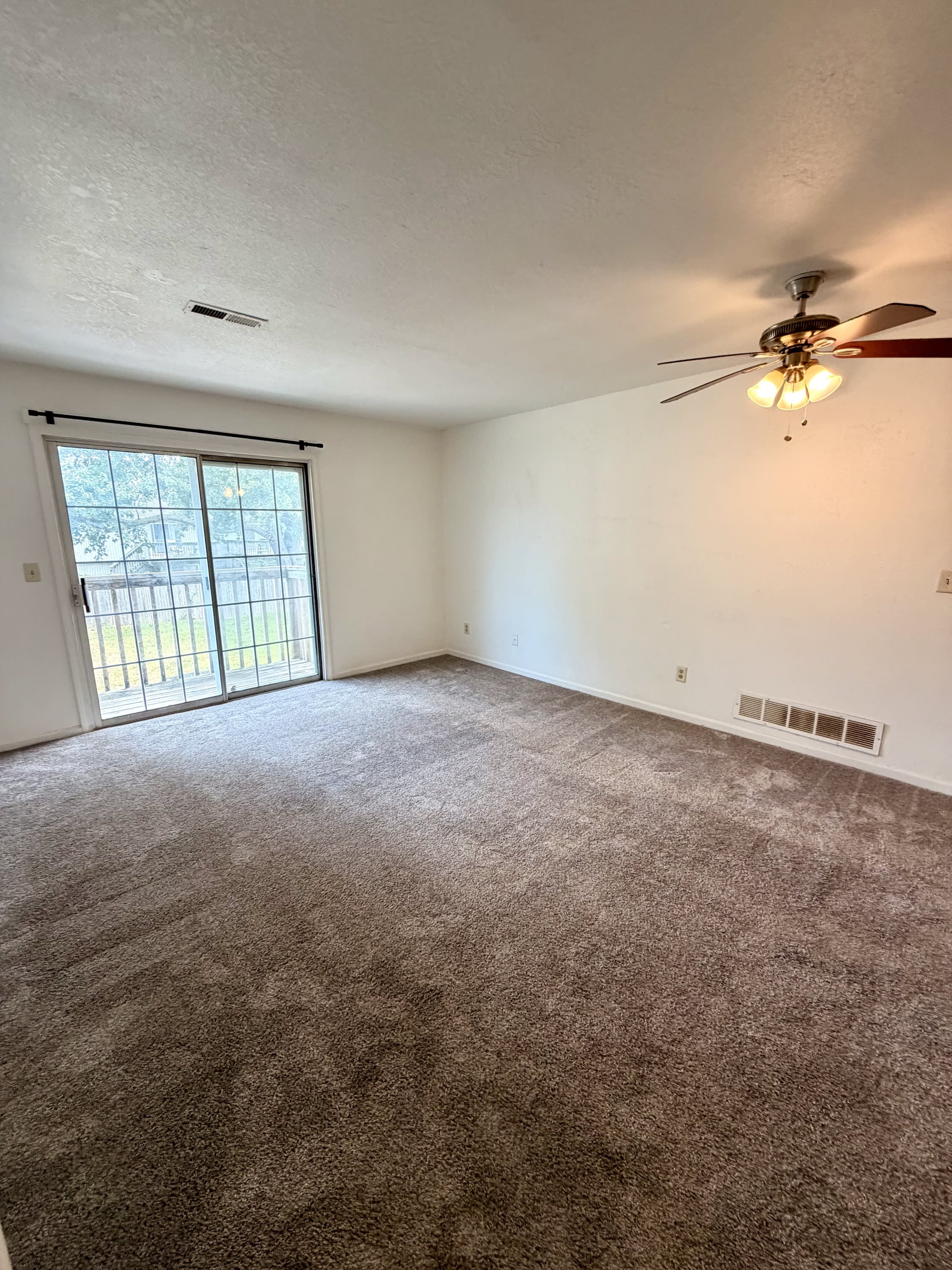 207 Nw Barr Road B – photo 1 of 67