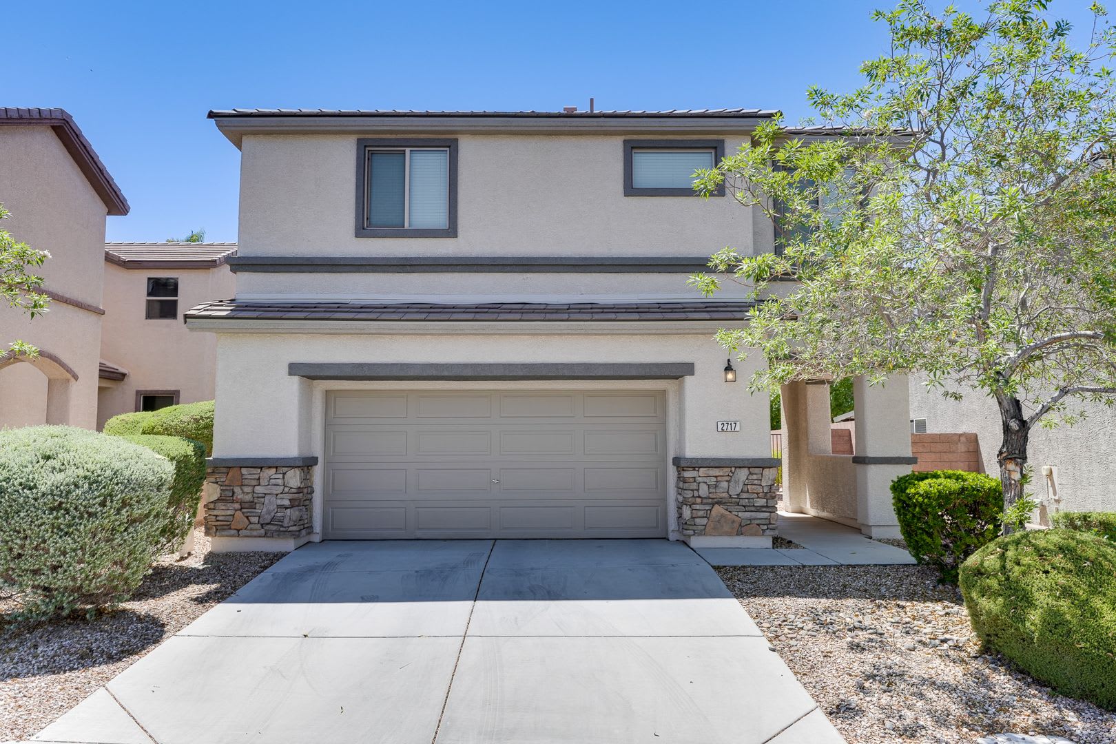 SPACIOUS 3 BEDROOM HOME IN 89044 – photo 1