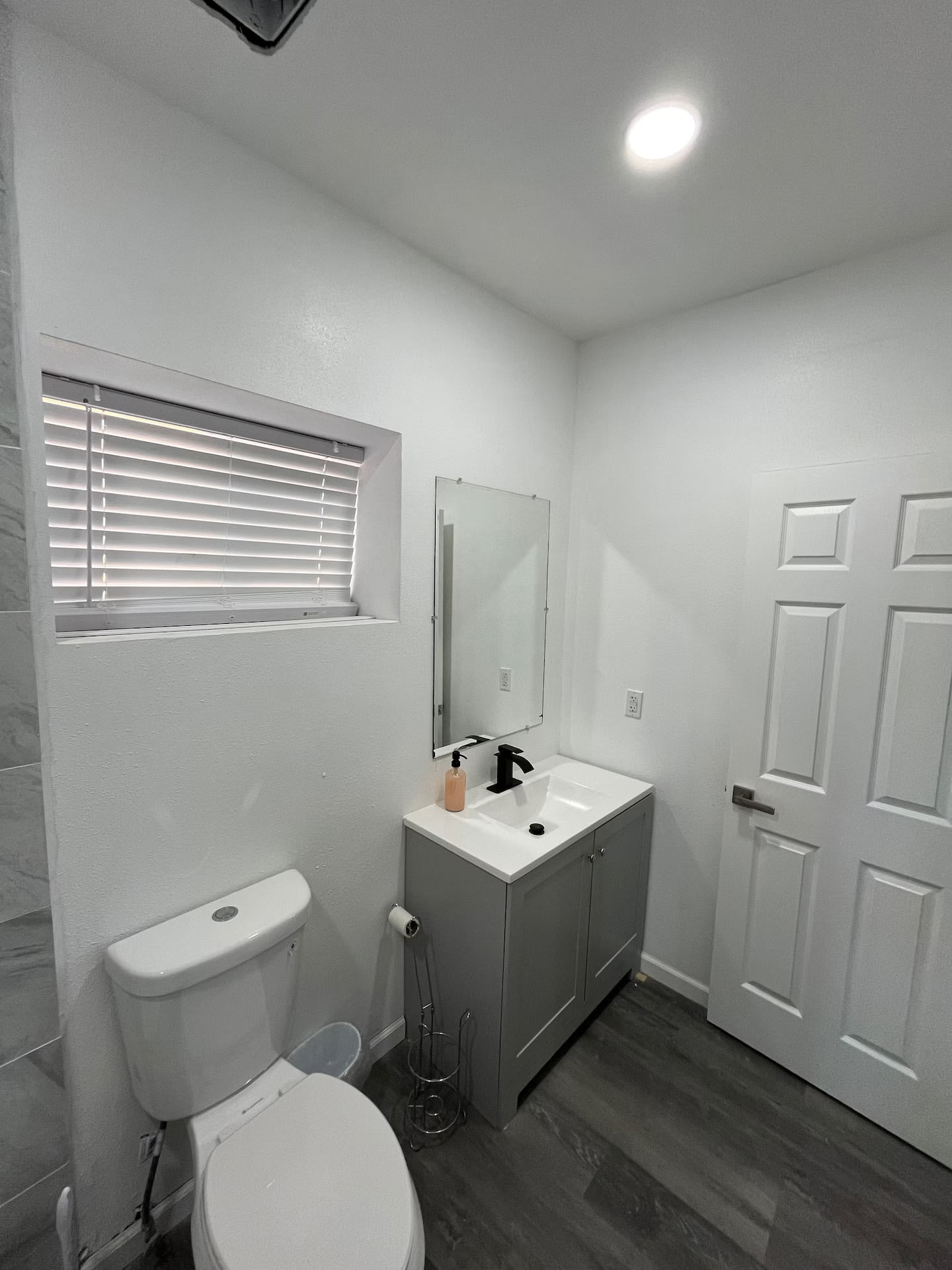 1204 Sawmill Rd Nw – photo 1