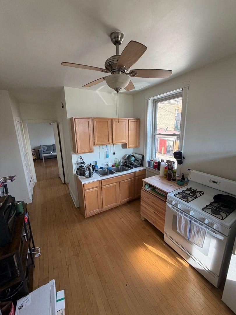 2270 West Leland – photo 1