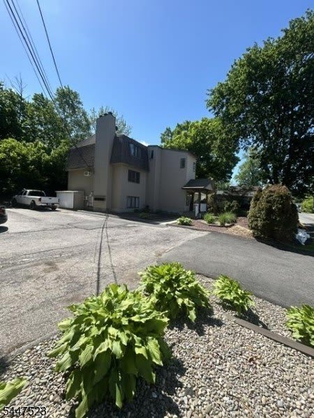 362 Rutherford Ave – photo 1 of 2