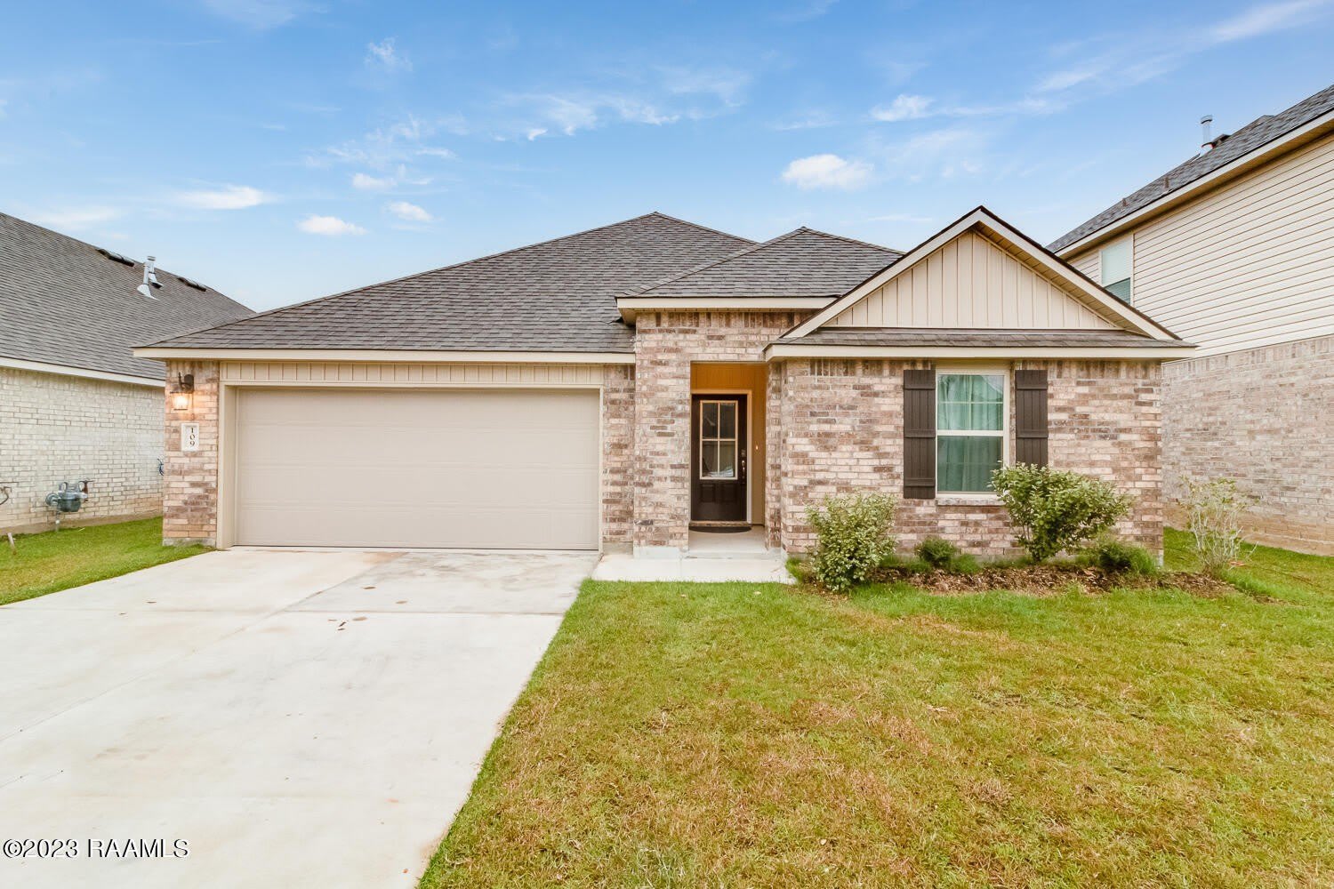 109 Red Pine Drive – photo 1