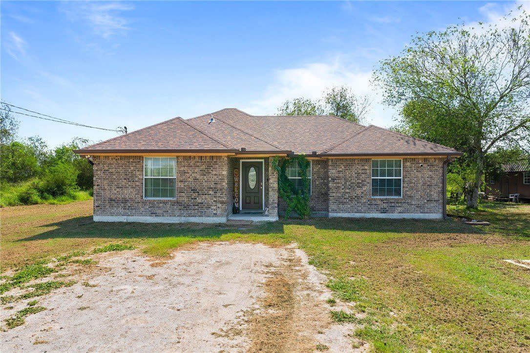 417 County Road 1341 – photo 1 of 24