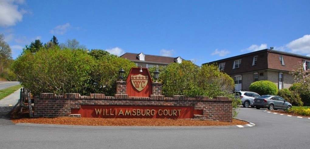 28 Williamsburg Court – photo 1 of 9