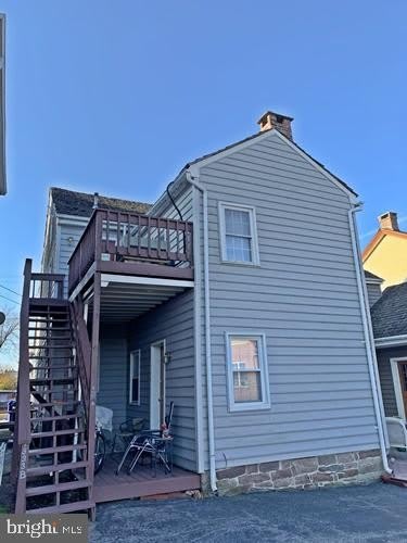 333 W KING Street – photo 1 of 9