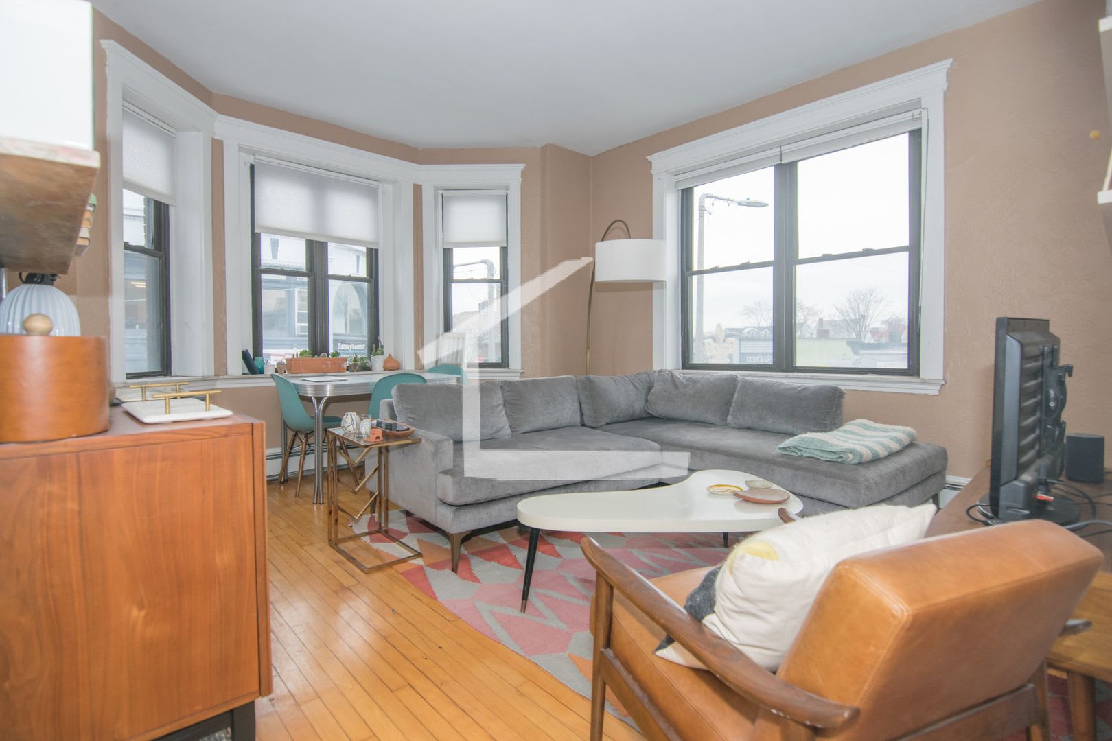 183 Glenville Ave #4 Boston MA 02134 – photo 1