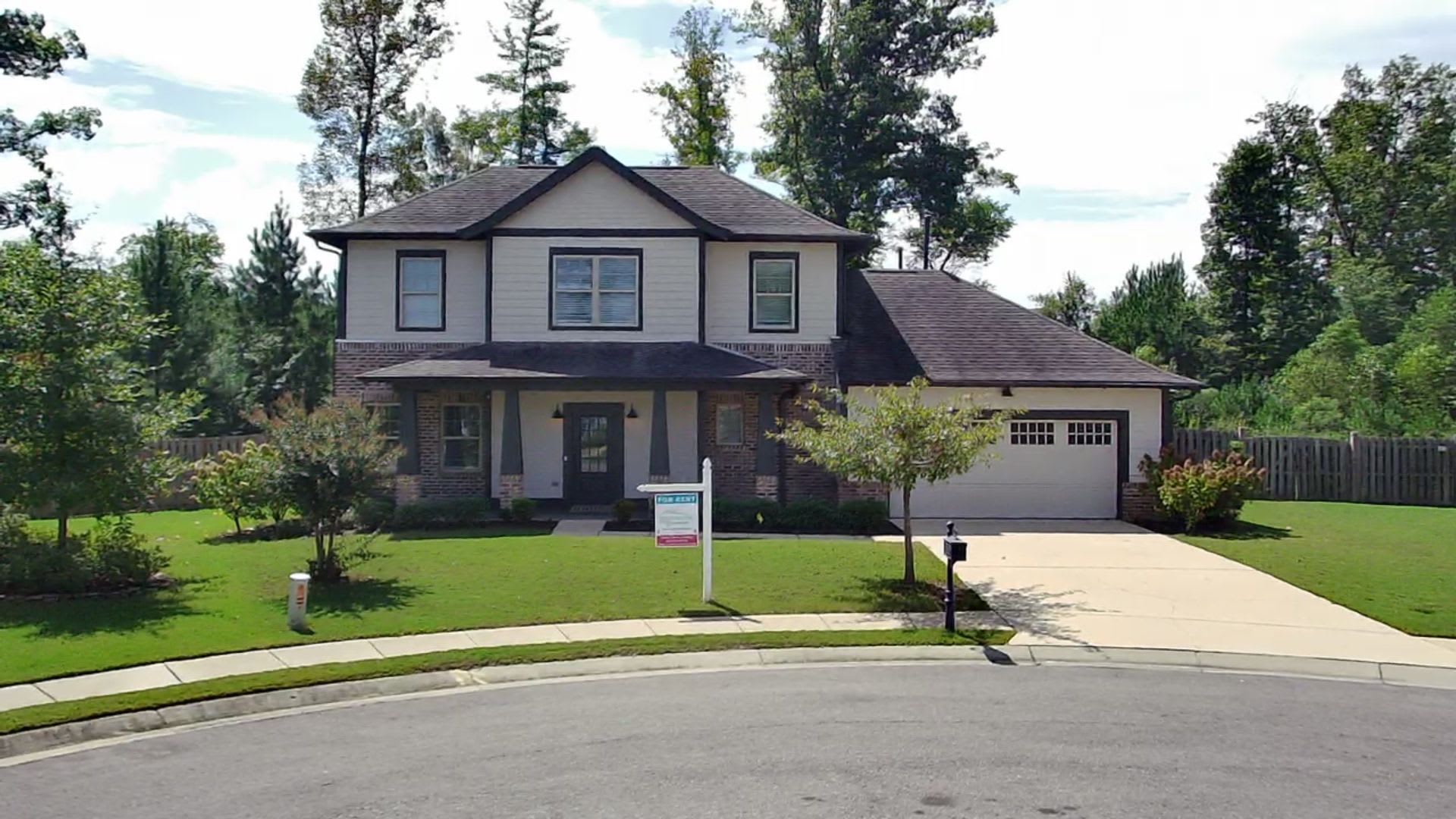 Trussville S Stockton Community 5 Bedroom 3 Bathroom Cul Da Sac Lot – photo 1 of 95