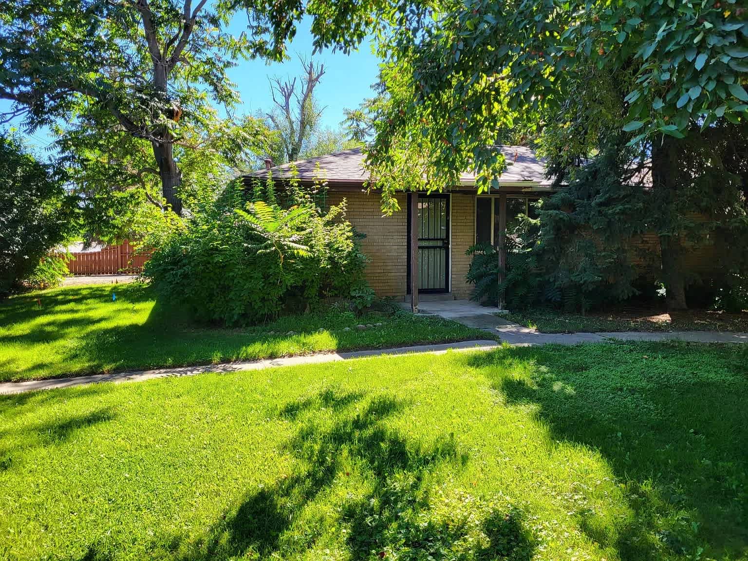 8020 W 52nd Ave. – photo 1