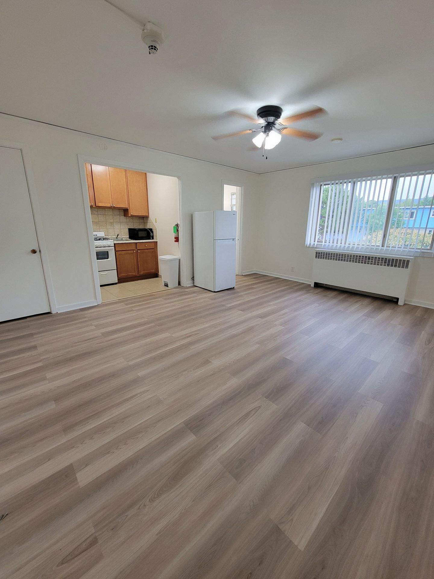 Aspen Studio Apartments – photo 1 of 10