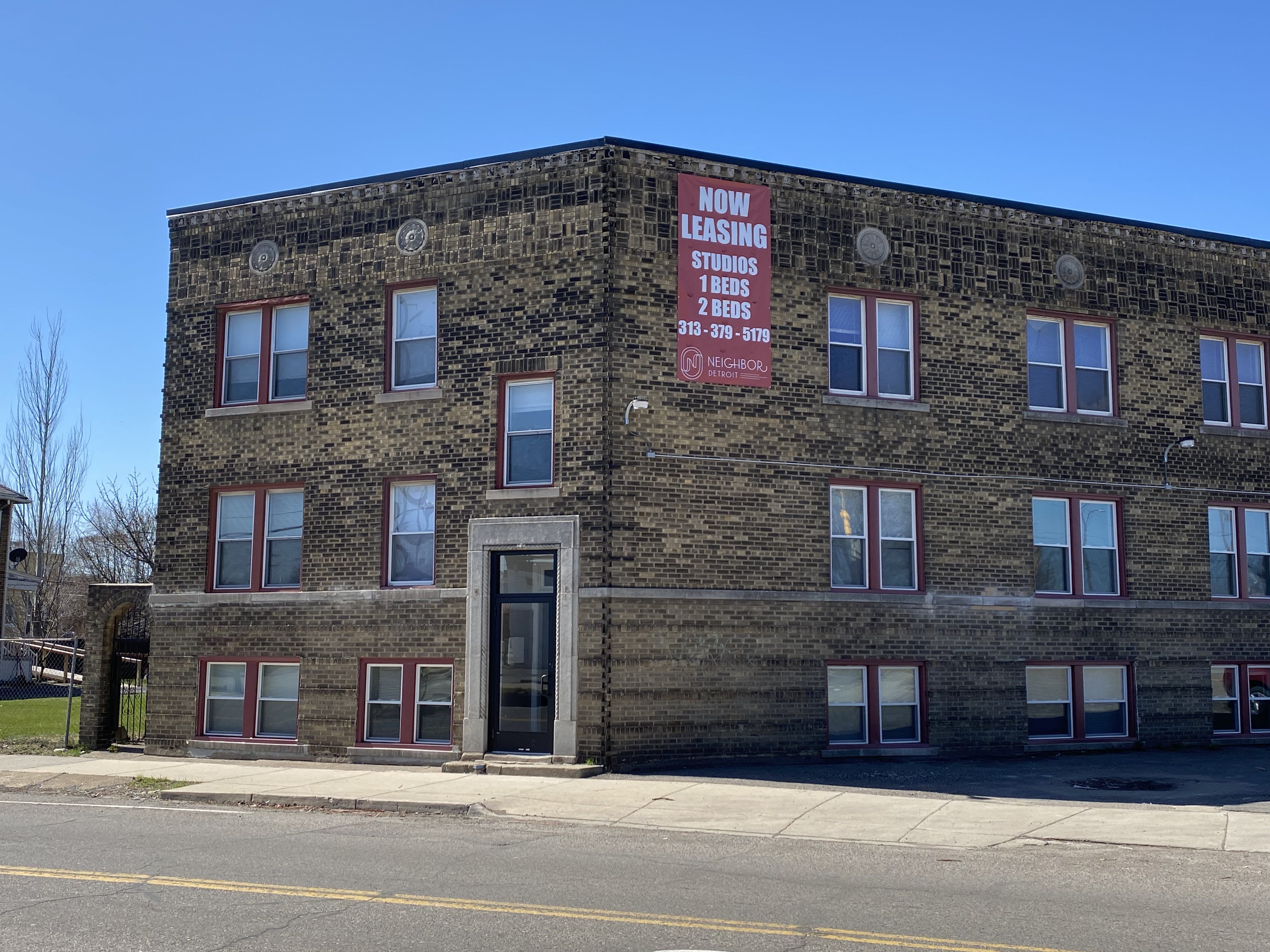 Central Apartments – photo 1