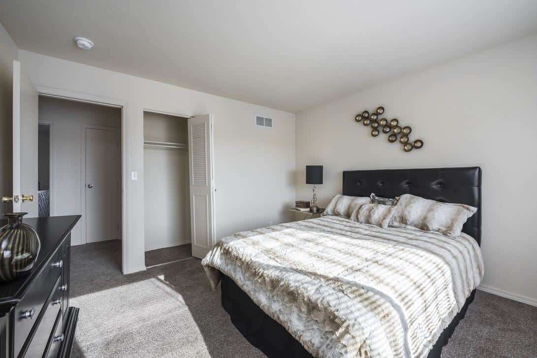 Parkview Townhomes – photo 1 of 25