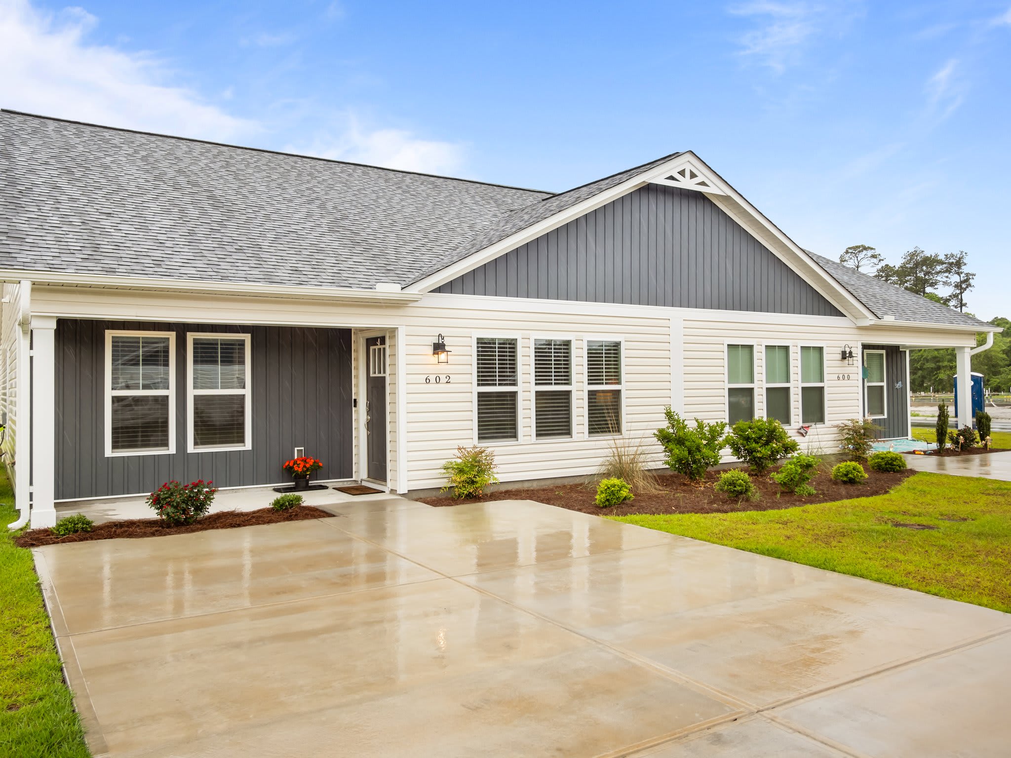 602 Villa Cove – photo 1 of 86