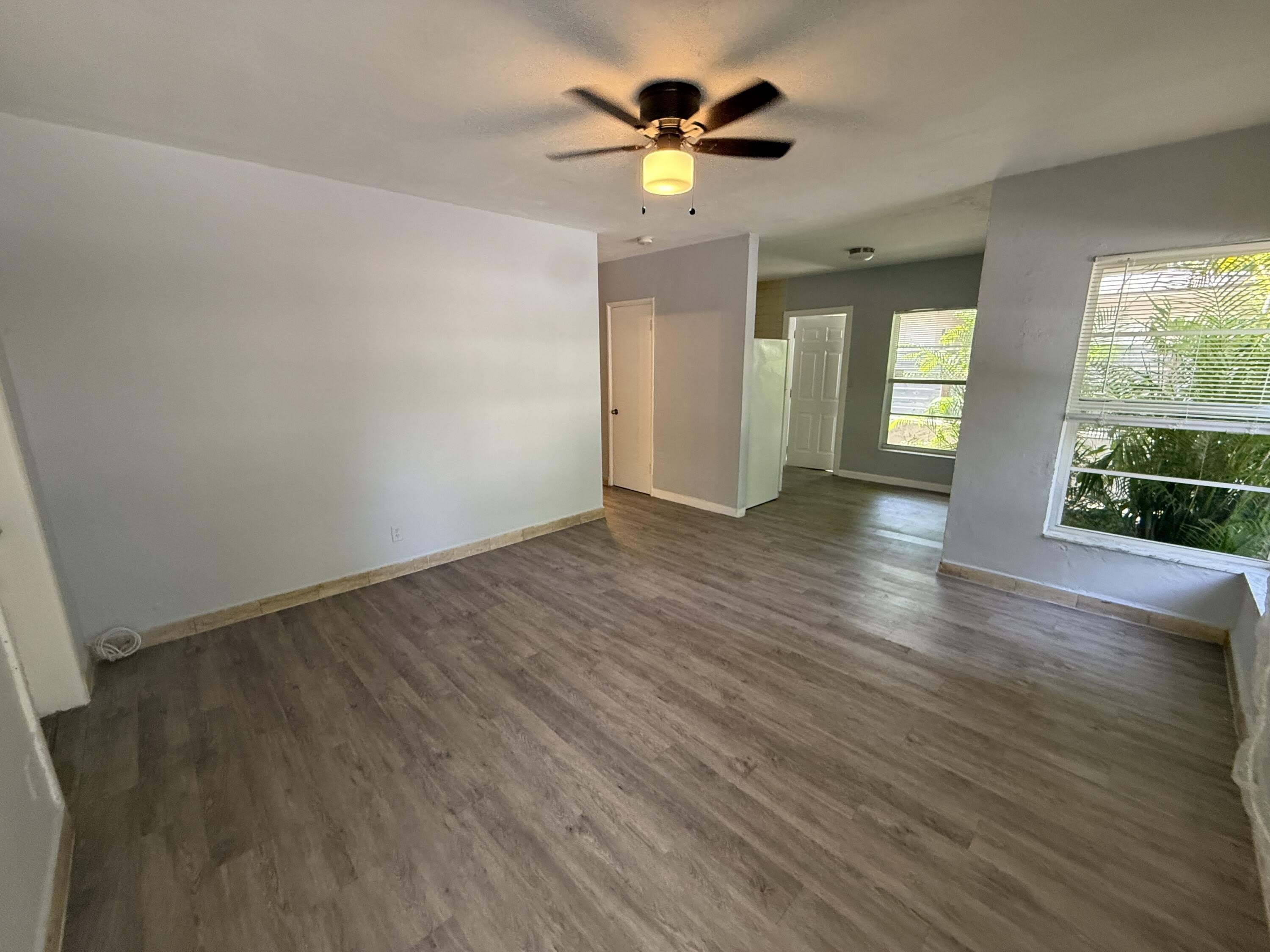 643 NE 17TH Terrace – photo 1
