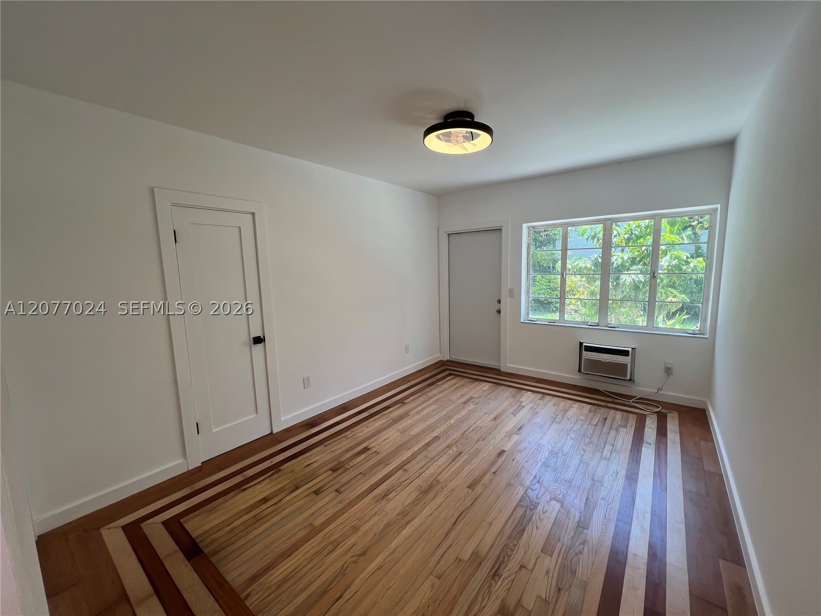 145 NE 82nd Ter – photo 1