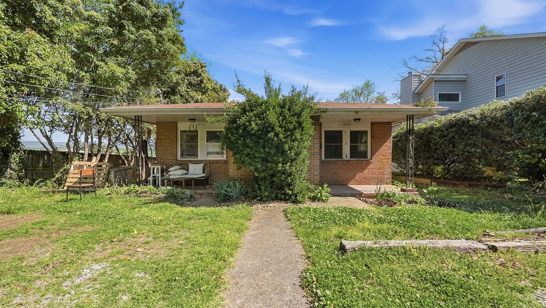 Great 2 bedroom close to UTC! – photo 1