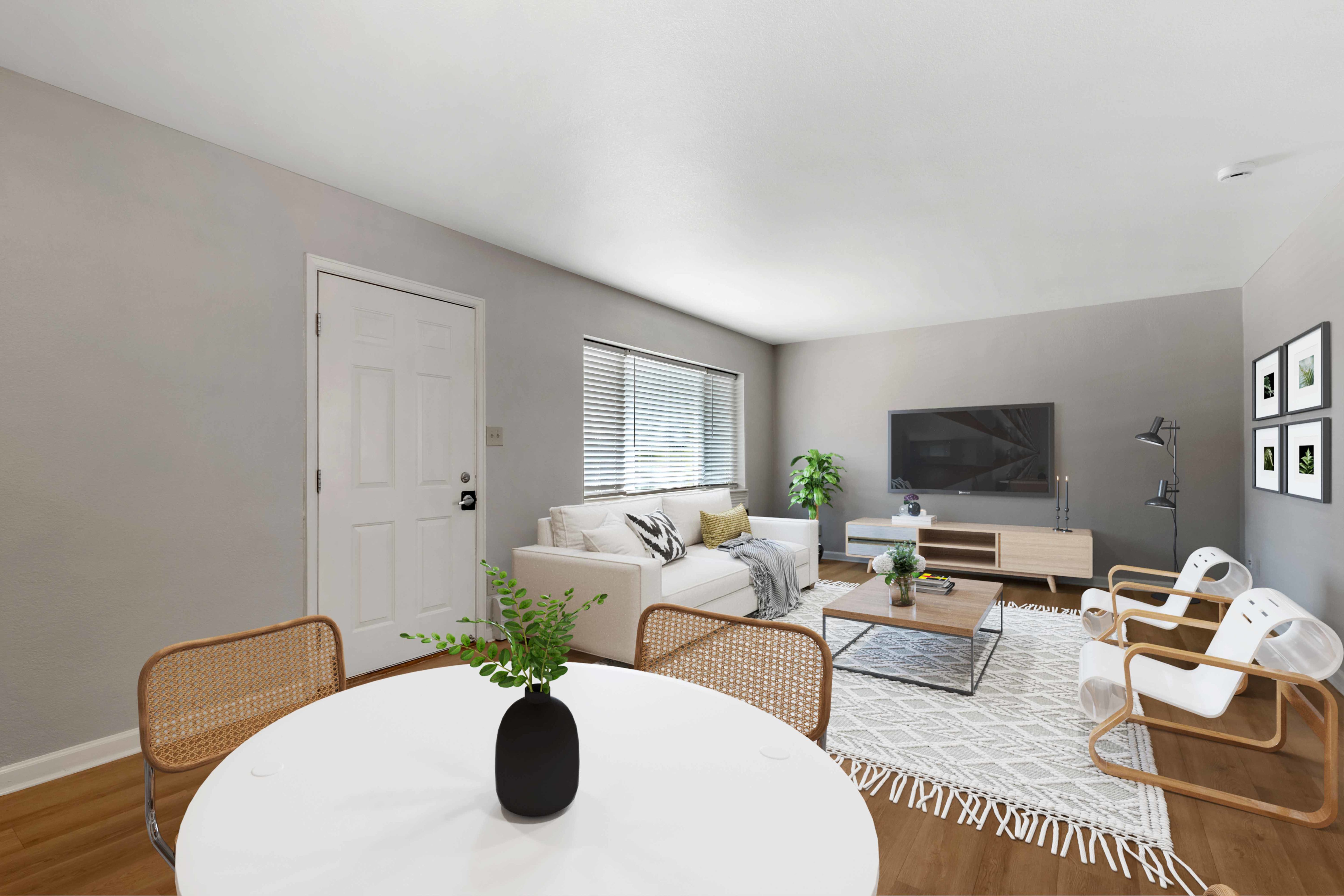 4101 E Iowa – photo 1