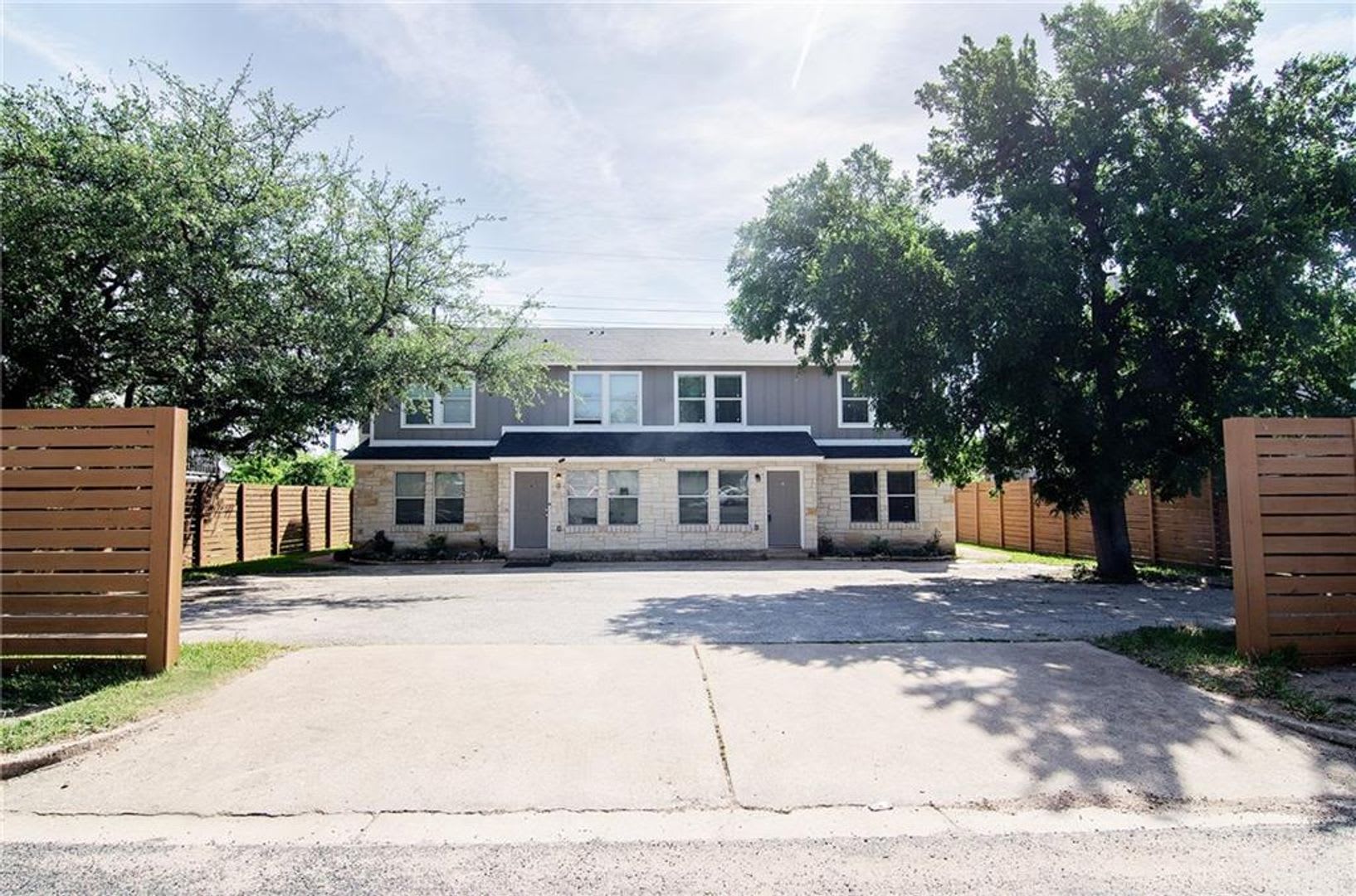 Updated 2-Story Townhome in Prime North Austin – photo 1