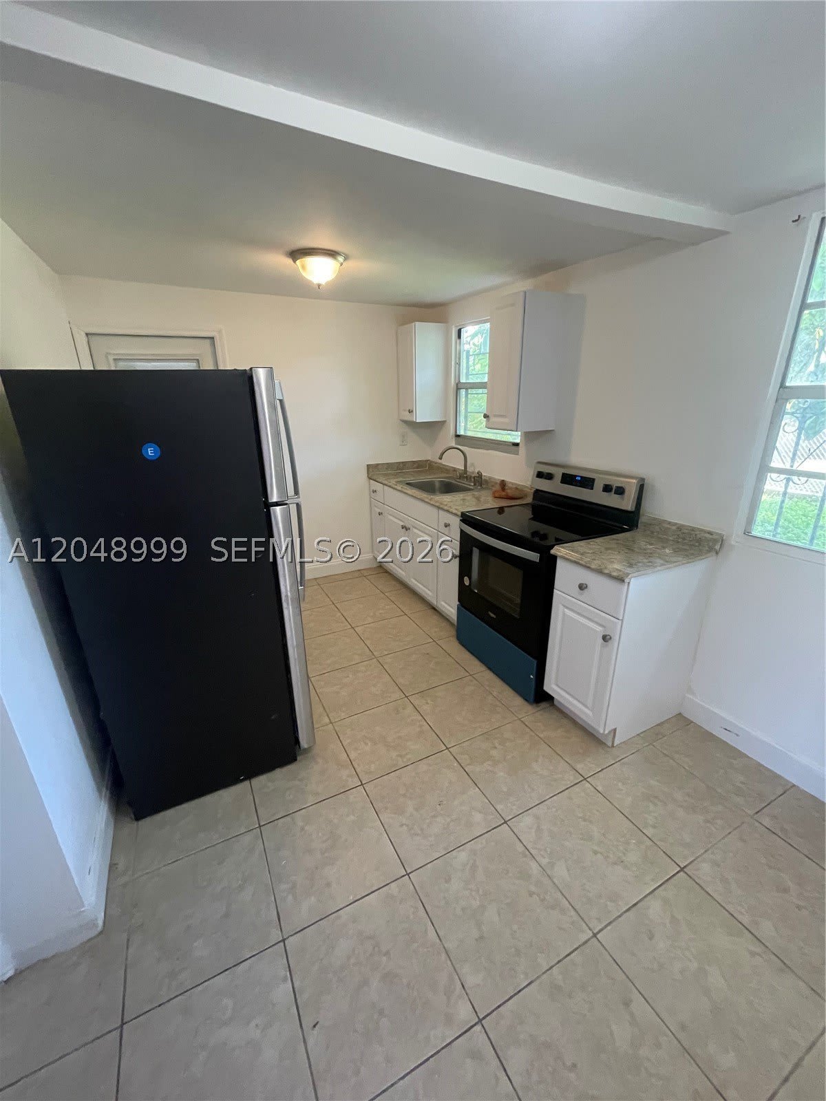 453 SW 19th Rd – photo 1