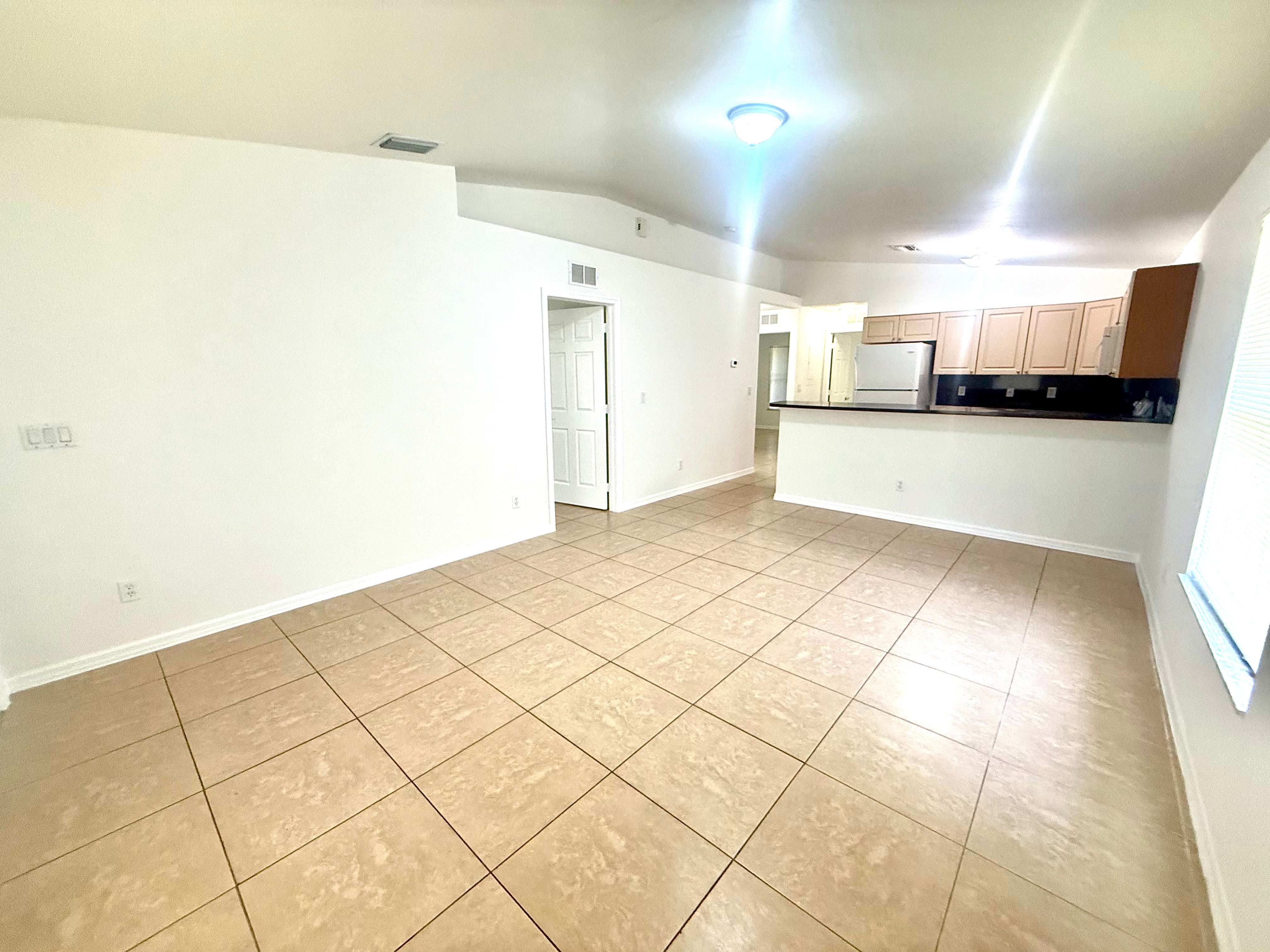 319 Gordon Ave S – photo 1