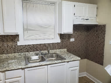 7809 S Marshfield Ave – photo 1