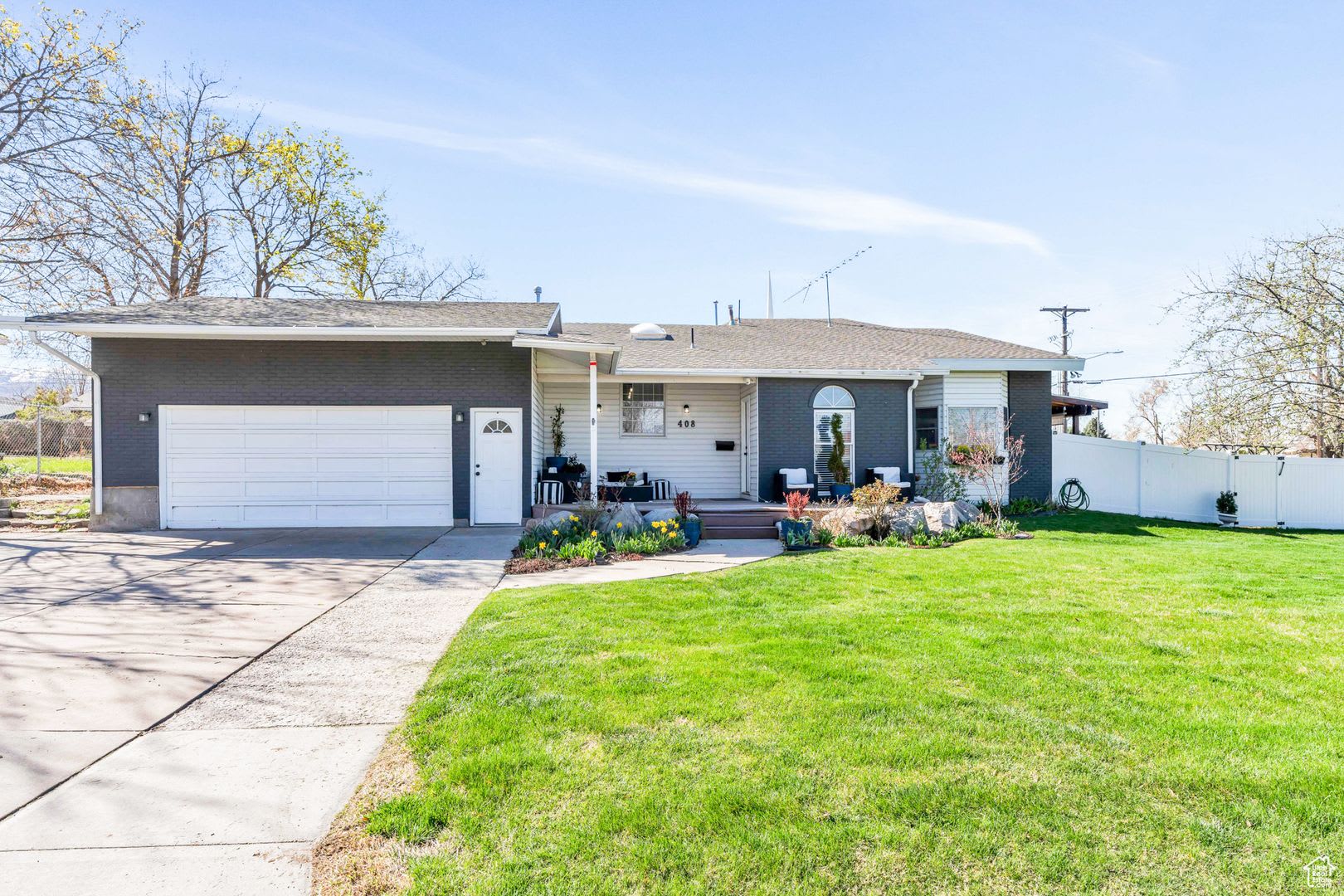 5 bedroom, 2 bath Bountiful Home – photo 1