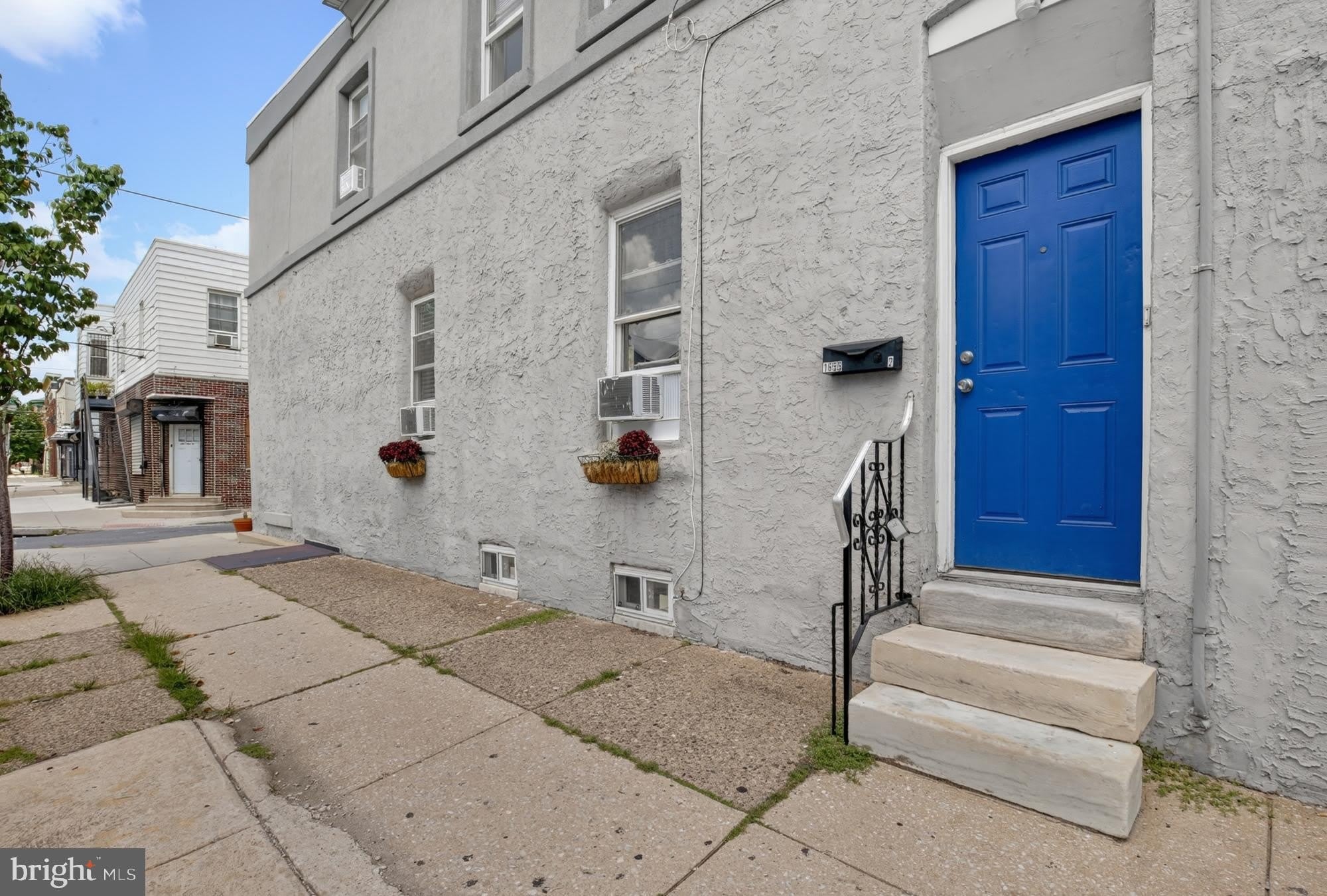 1655 S BANCROFT Street – photo 1