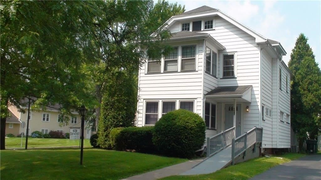 1067 N Winton Road – photo 1