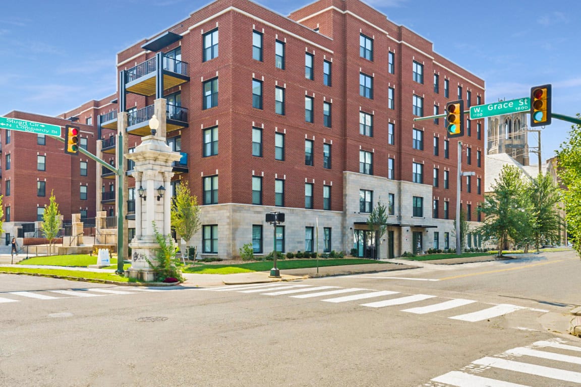 Circ Apartments – photo 1 of 283