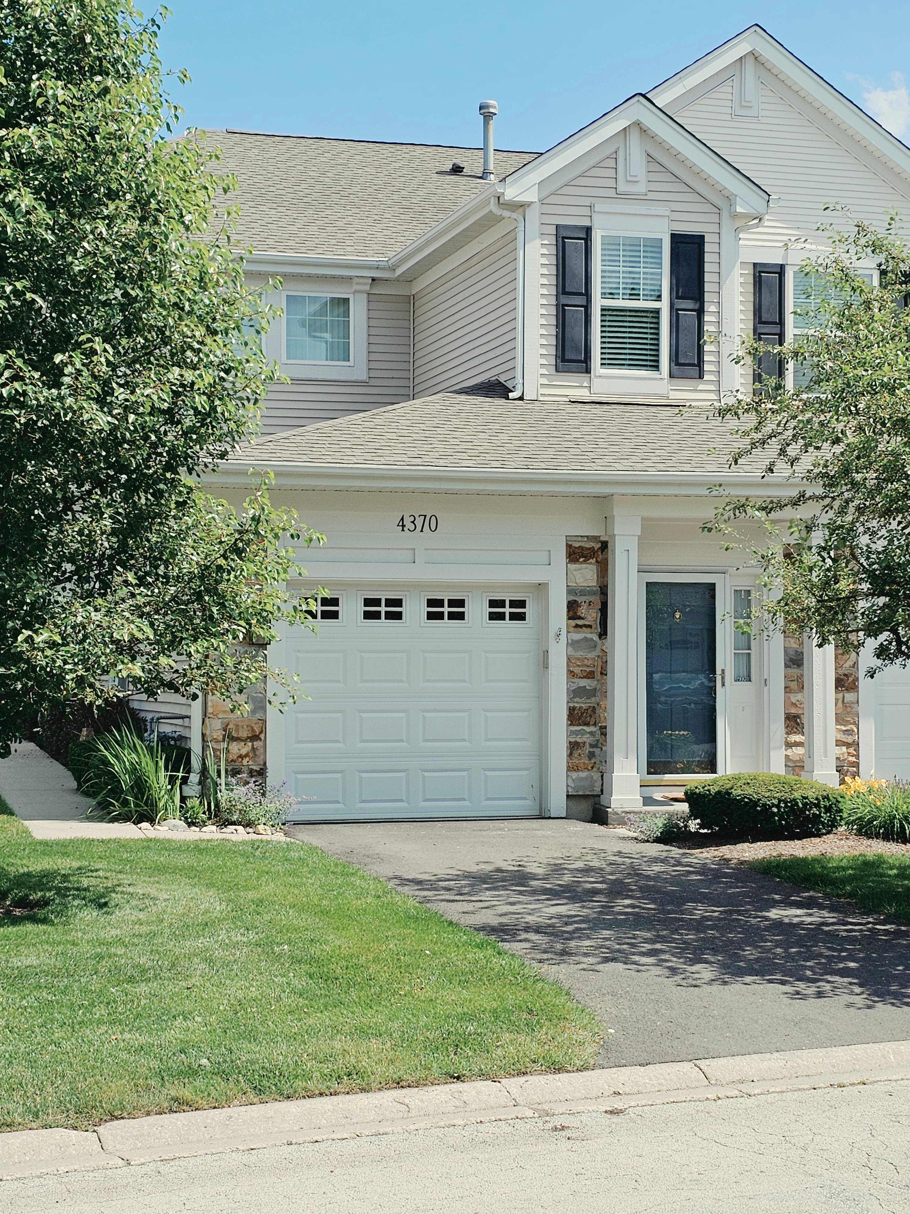 4370 Shooting Star Dr – photo 1 of 26