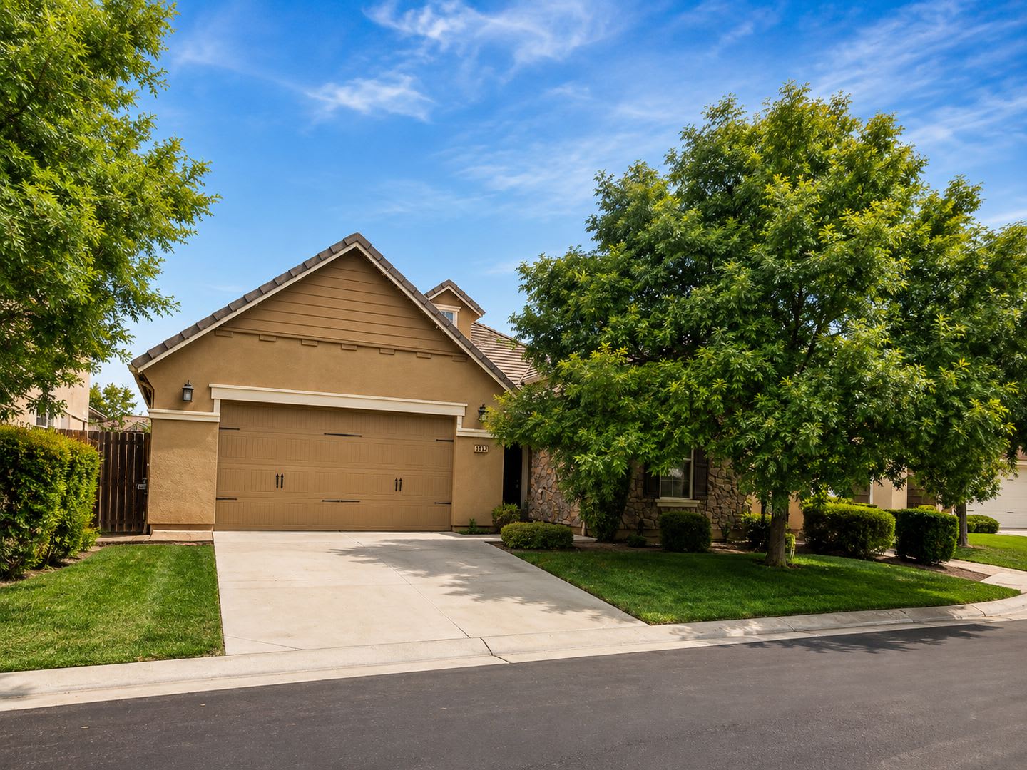 4 Bd 2 5 Ba Harlan Ranch Gated Community Clovis Unified School District – photo 1 of 41