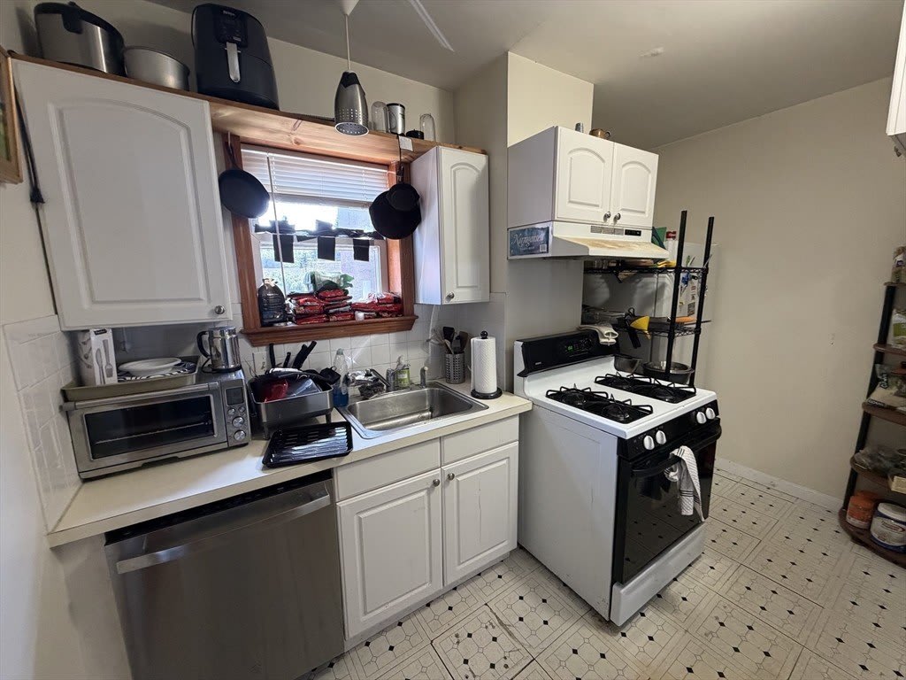 68 Gore St – photo 1