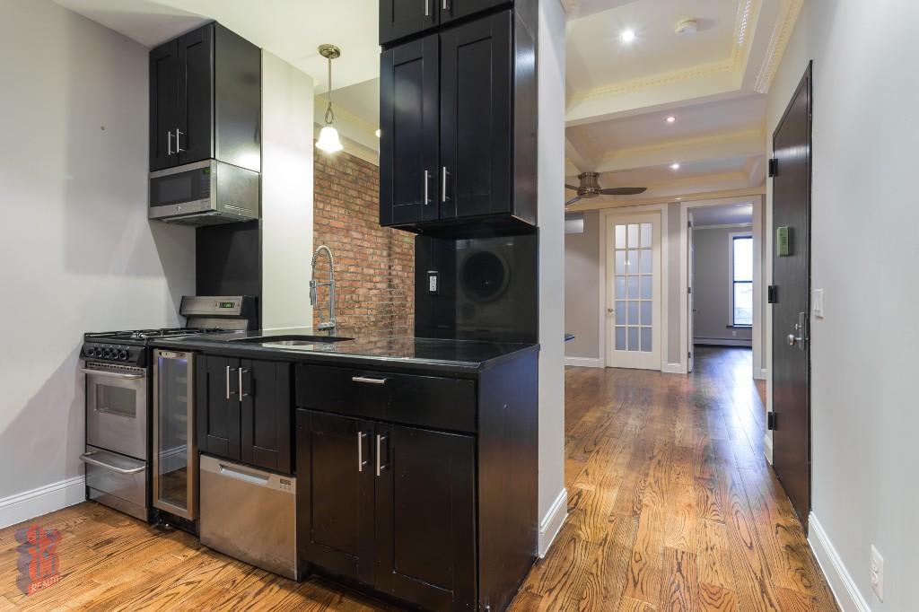 2071 7Th Avenue – photo 1