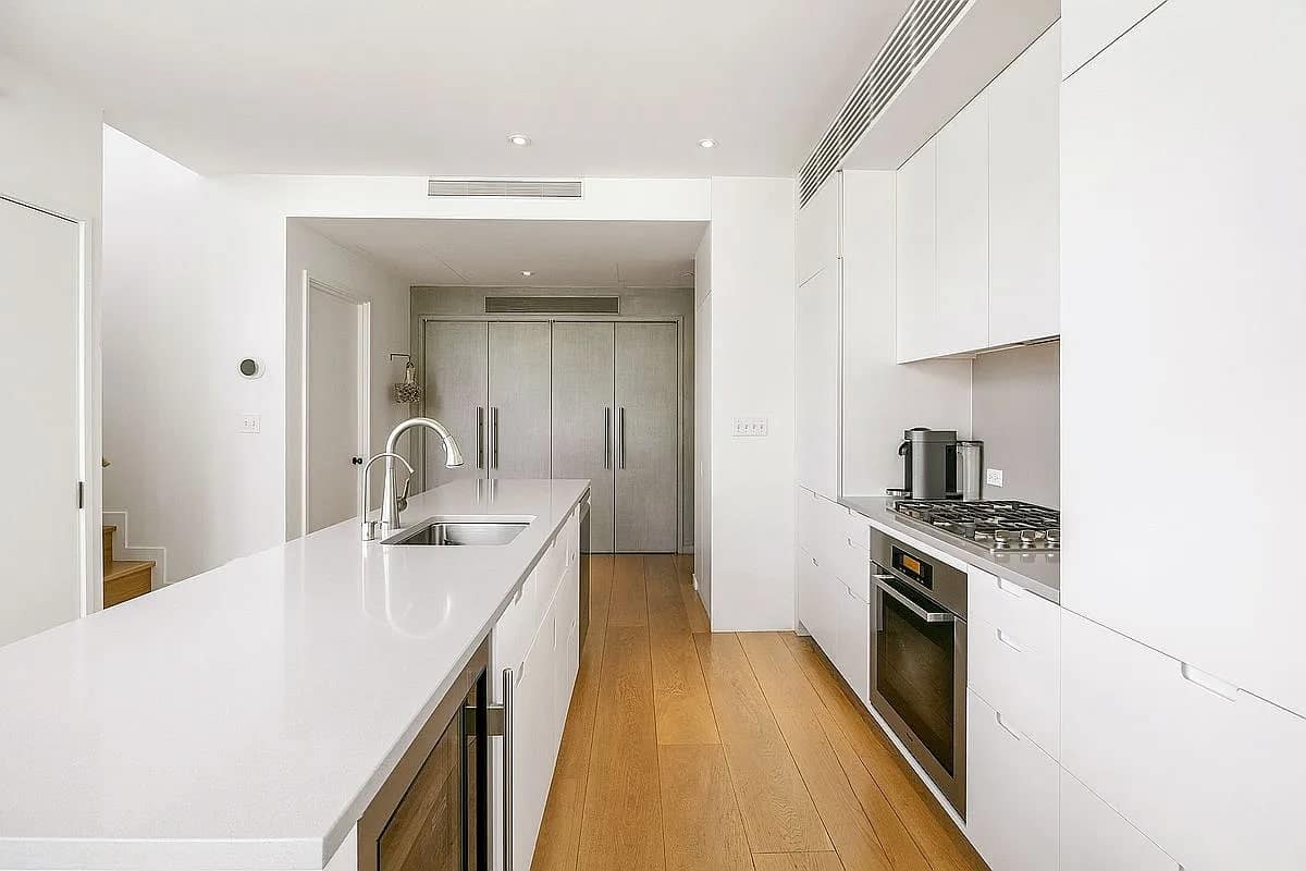 456 W 19th St Apt 48D – photo 1