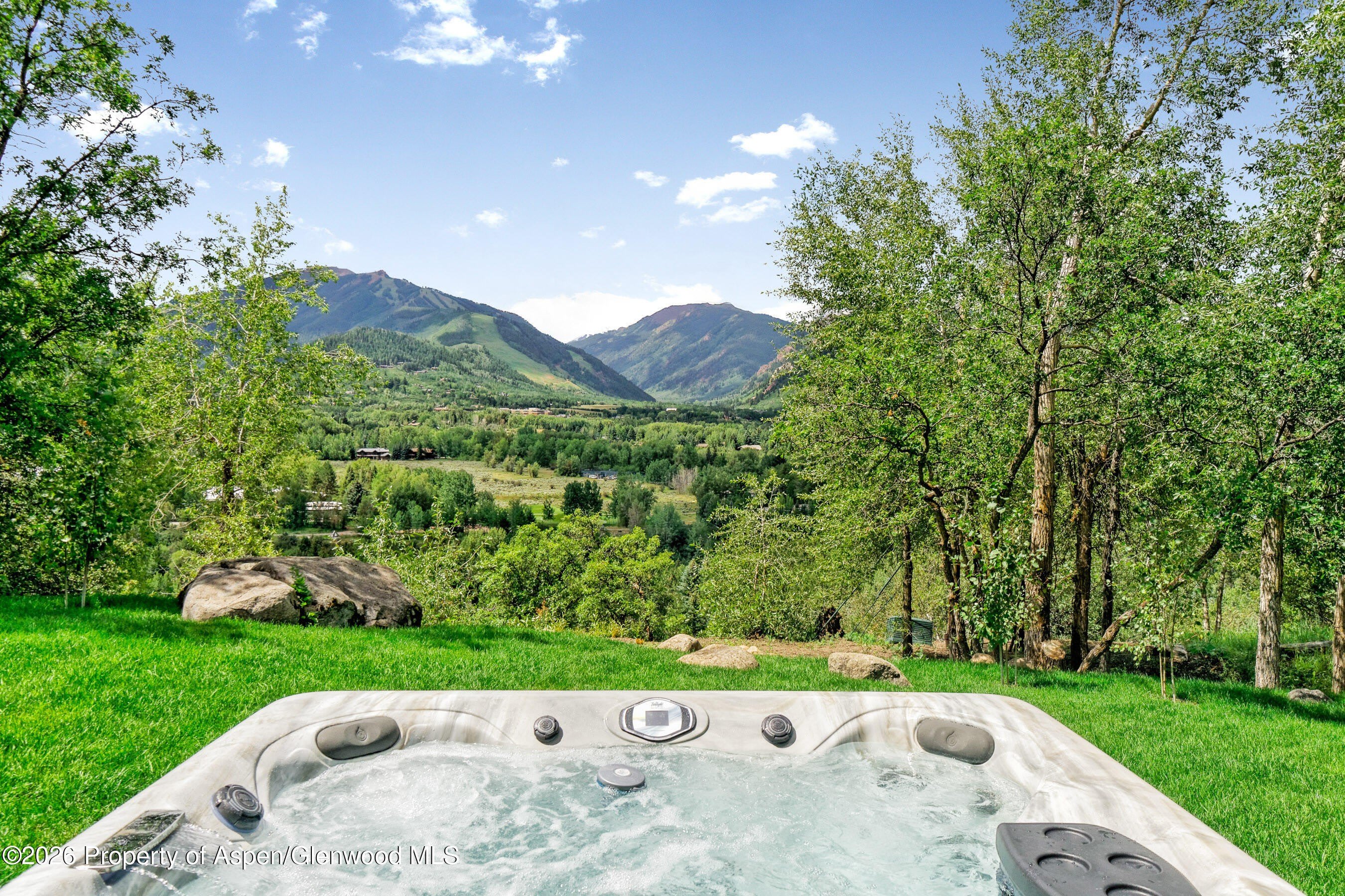 182 Bennett Place – photo 1 of 37
