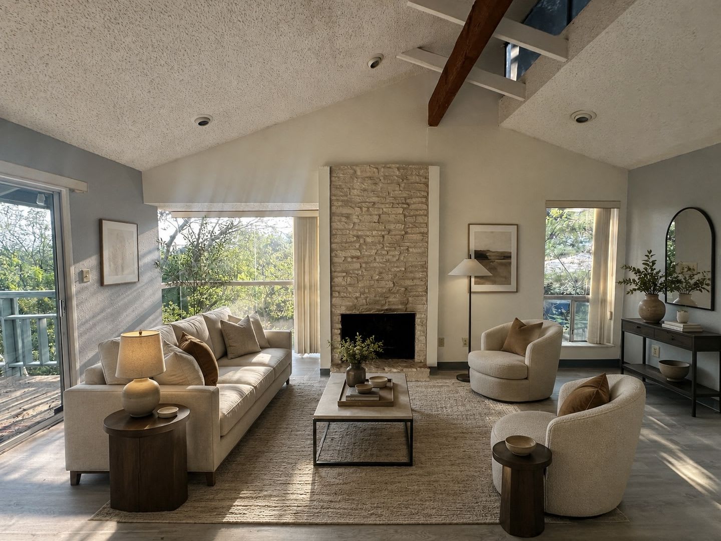 Available: 2-Bedroom Zilker Condo Near Barton Springs & Downtown – photo 1