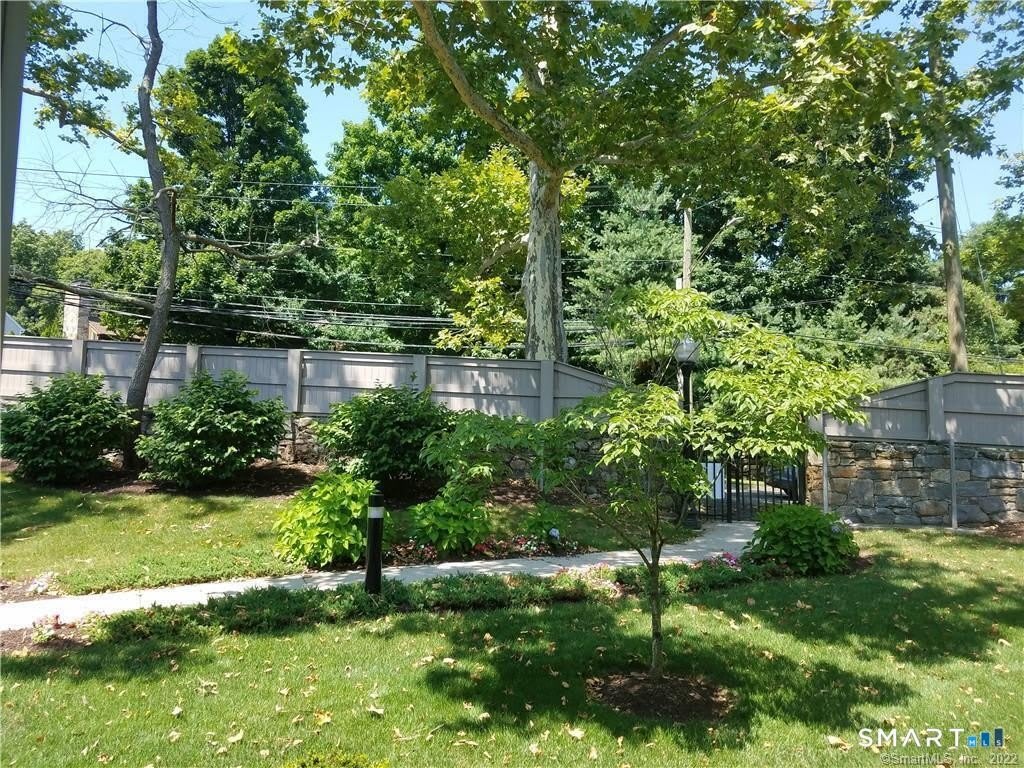 46 Stoneridge Circle – photo 1 of 14