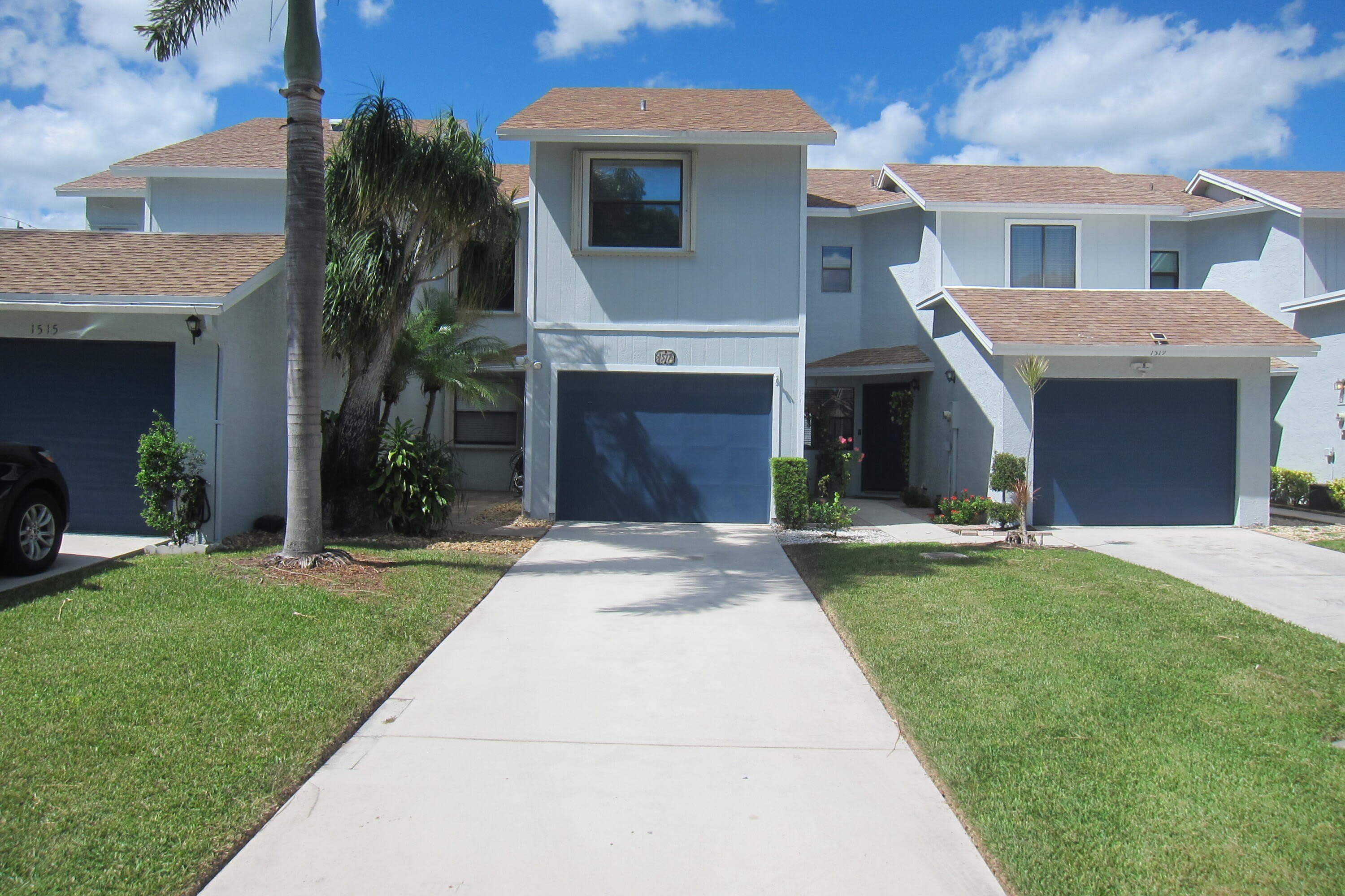 1517 Woodbridge Lakes Circle – photo 1
