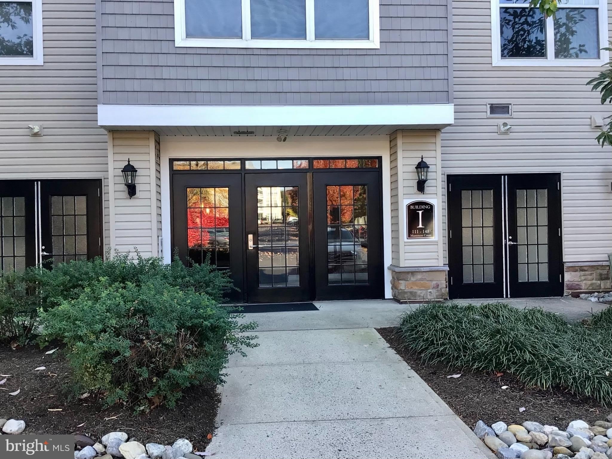 118 MASTERSON Court – photo 1