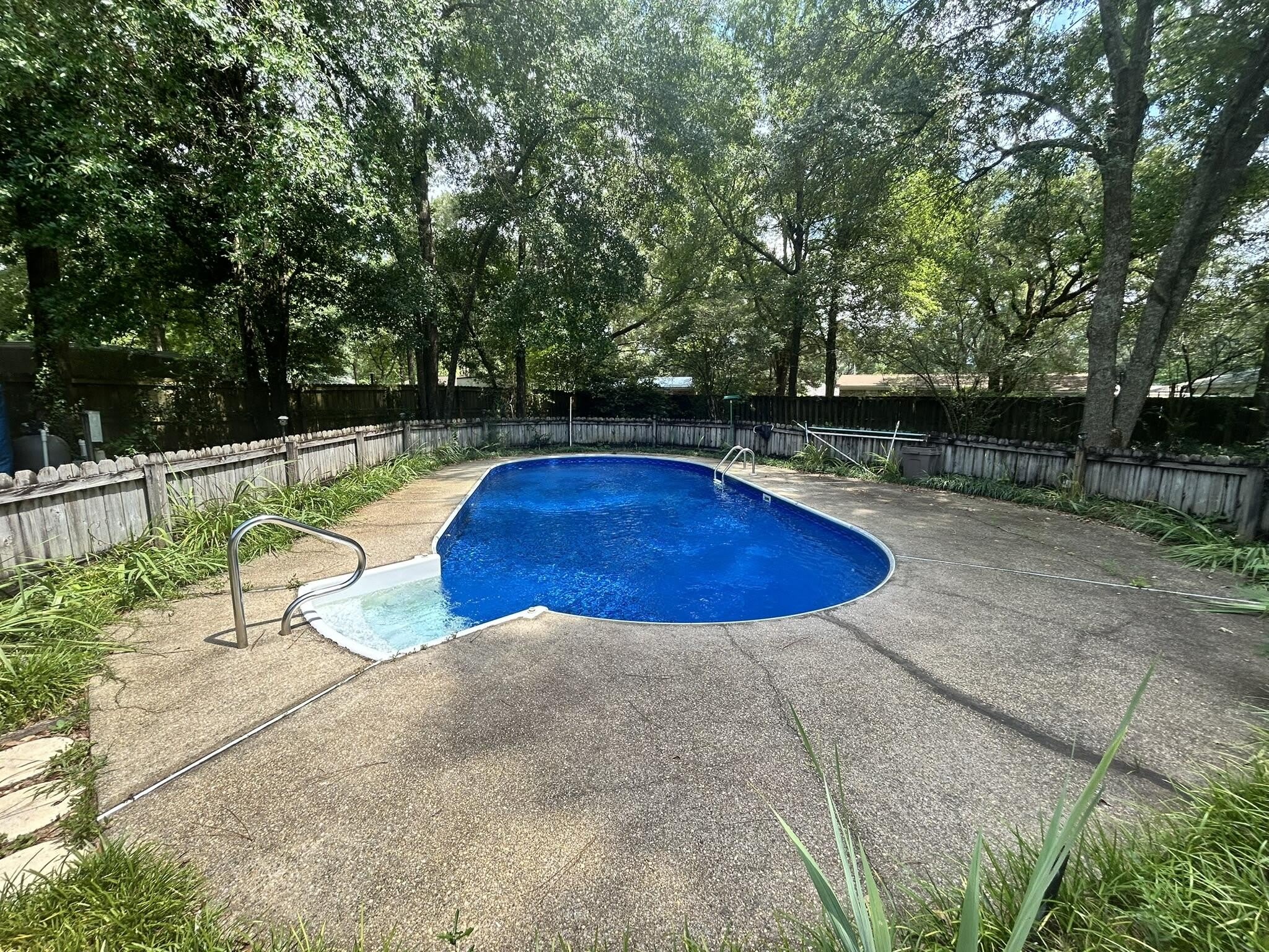 1511 Texas Parkway – photo 1 of 16