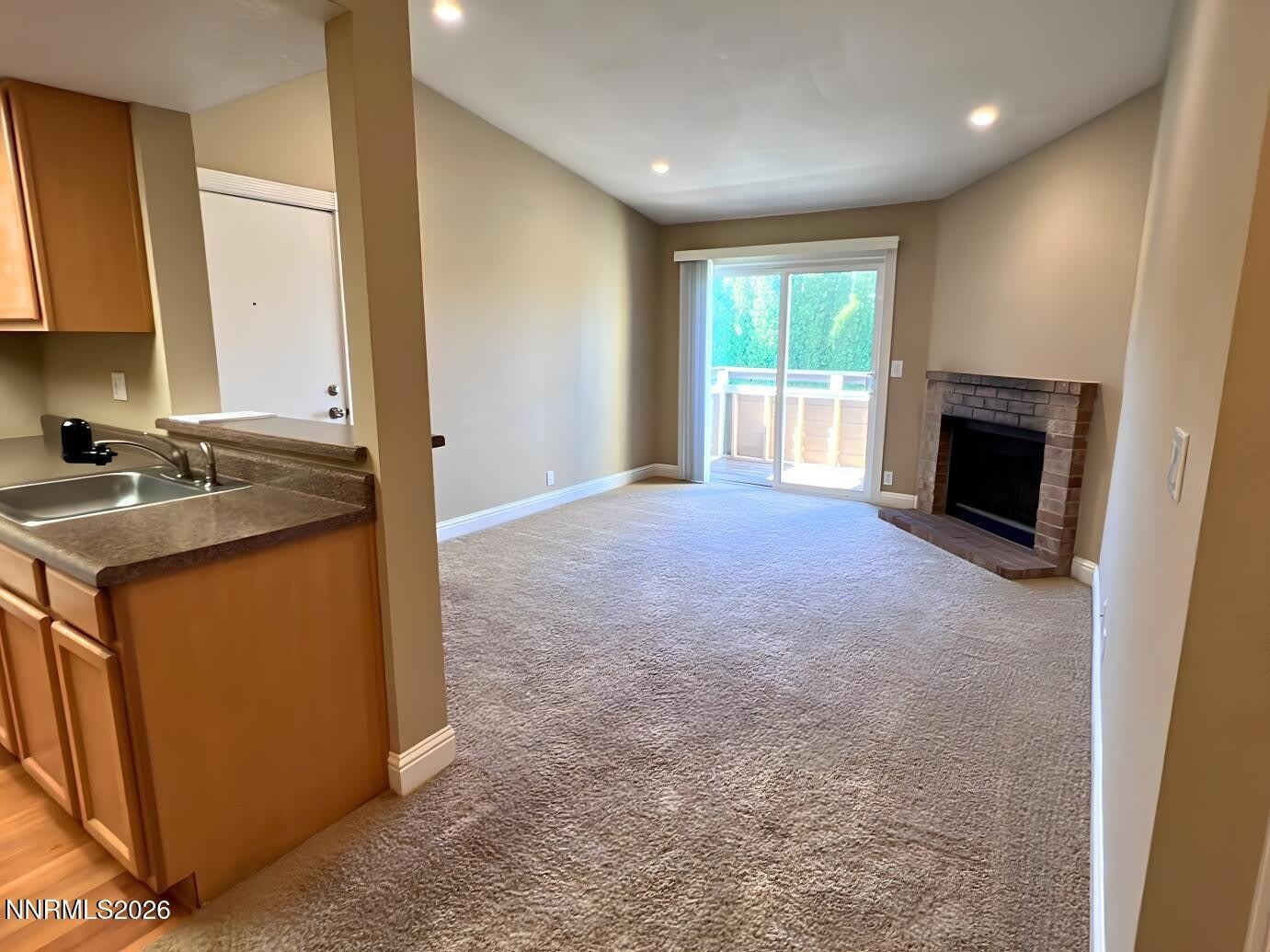 555 E Patriot Boulevard – photo 1 of 178