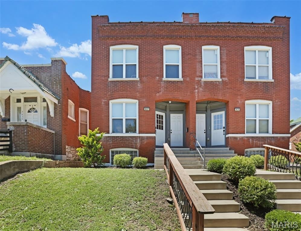 3637 S Compton Avenue – photo 1