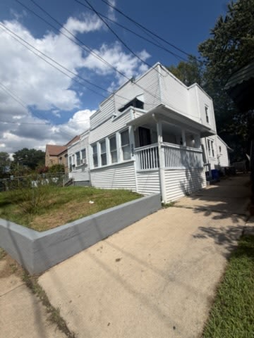 202 Cooper Ave – photo 1 of 21