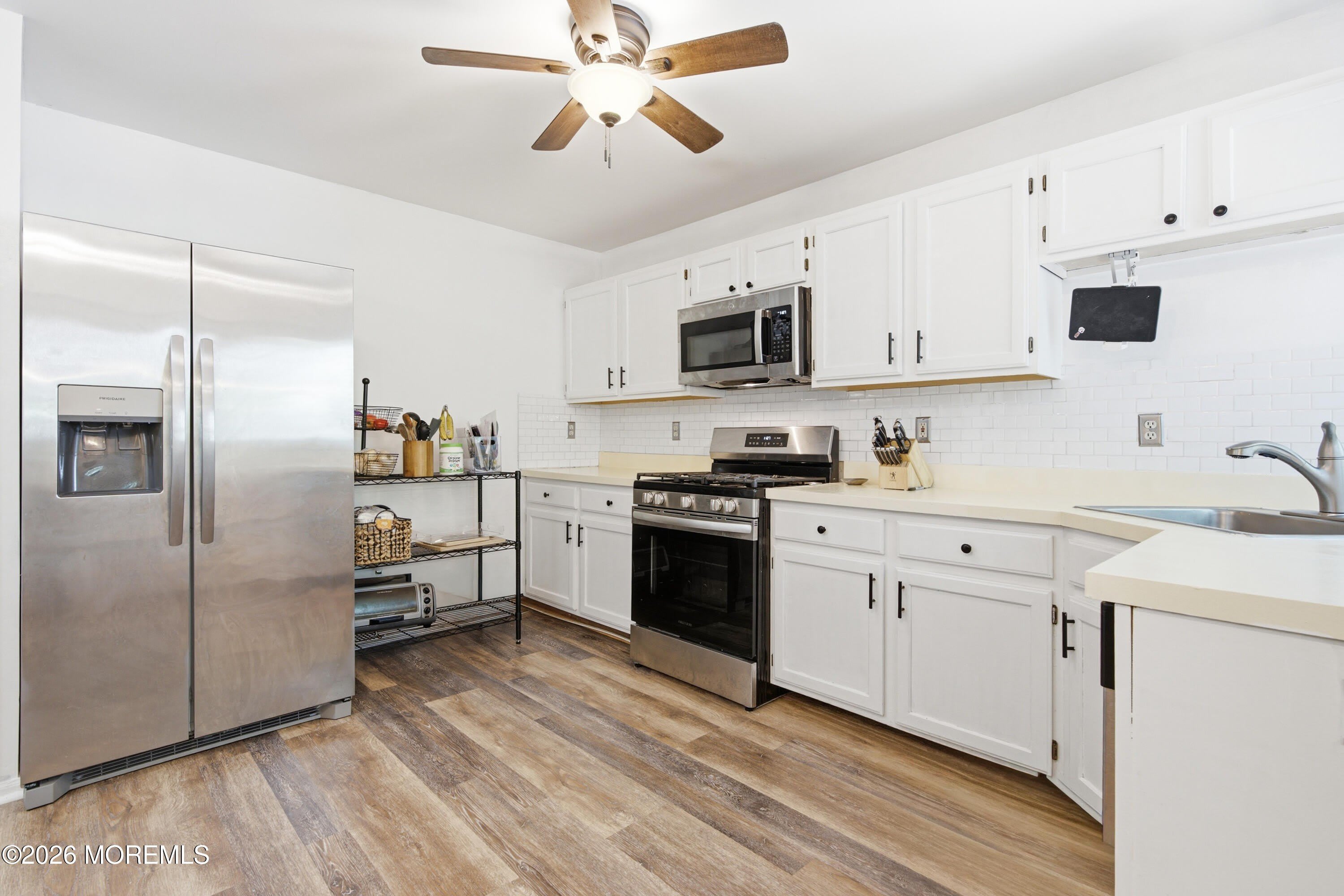 409 Schley Avenue – photo 1 of 27