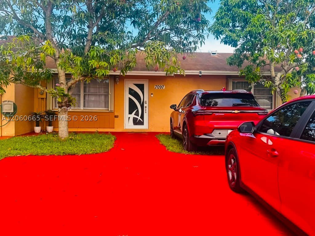 7097 SW 152nd Pl – photo 1